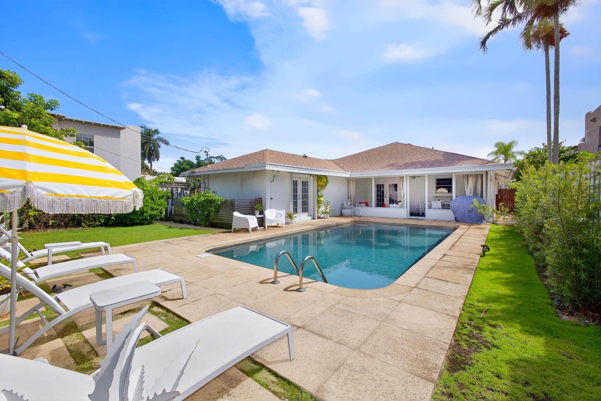 LAKE WORTH TOWN OF - Residential