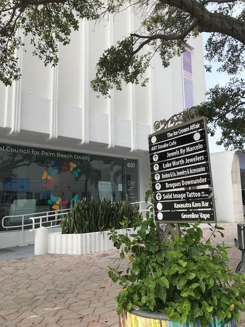 LAKE WORTH TOWN OF - Residential