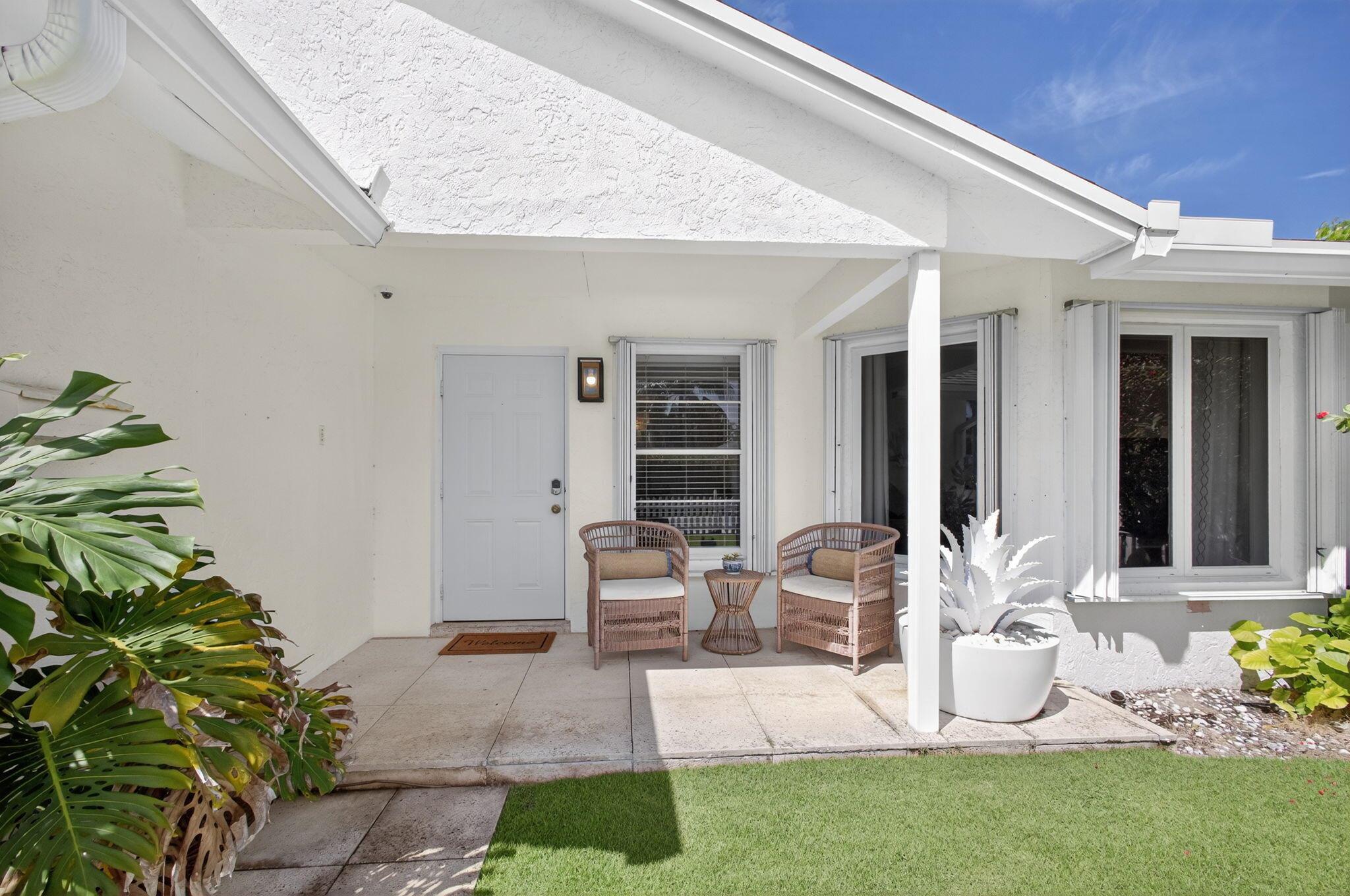 LAKE WORTH TOWN OF - Residential
