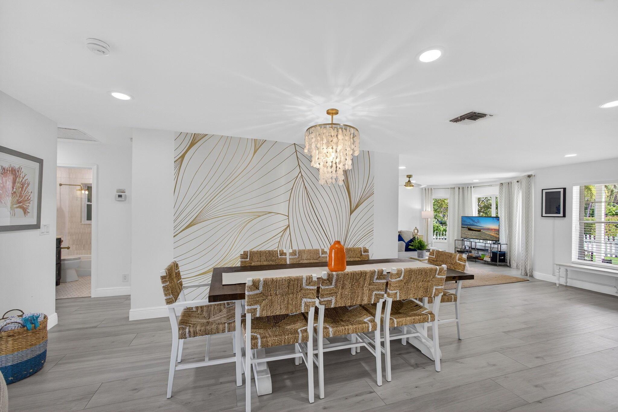 LAKE WORTH TOWN OF - Residential