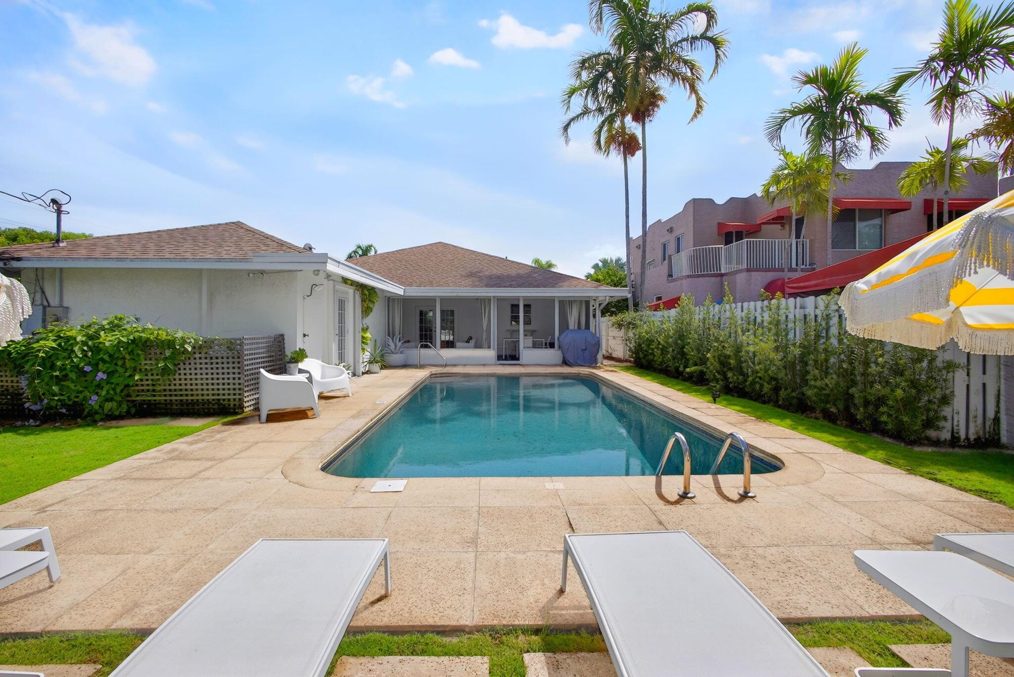 LAKE WORTH TOWN OF - Residential