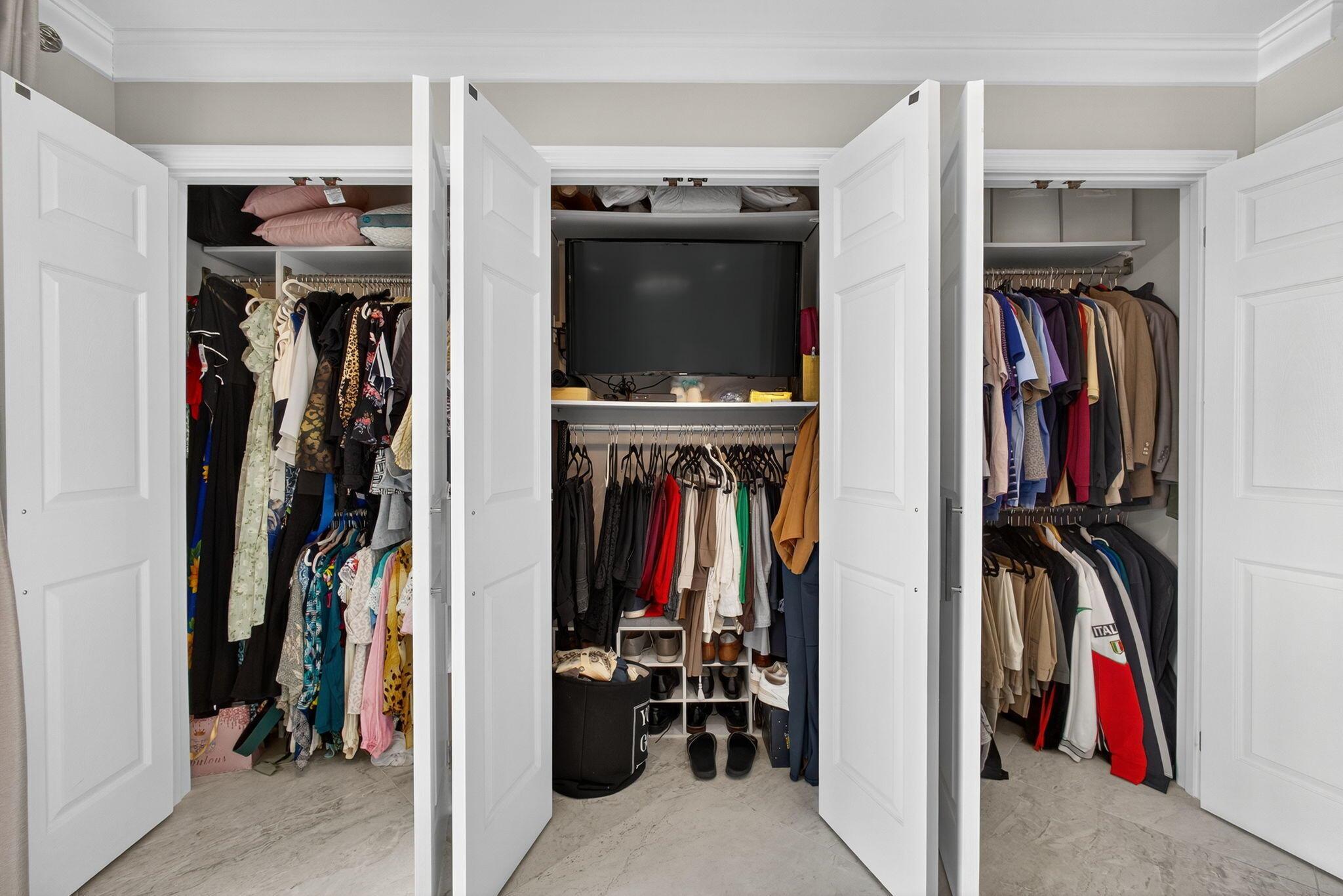 CENTURY VILLAGE DOVER CON - Residential