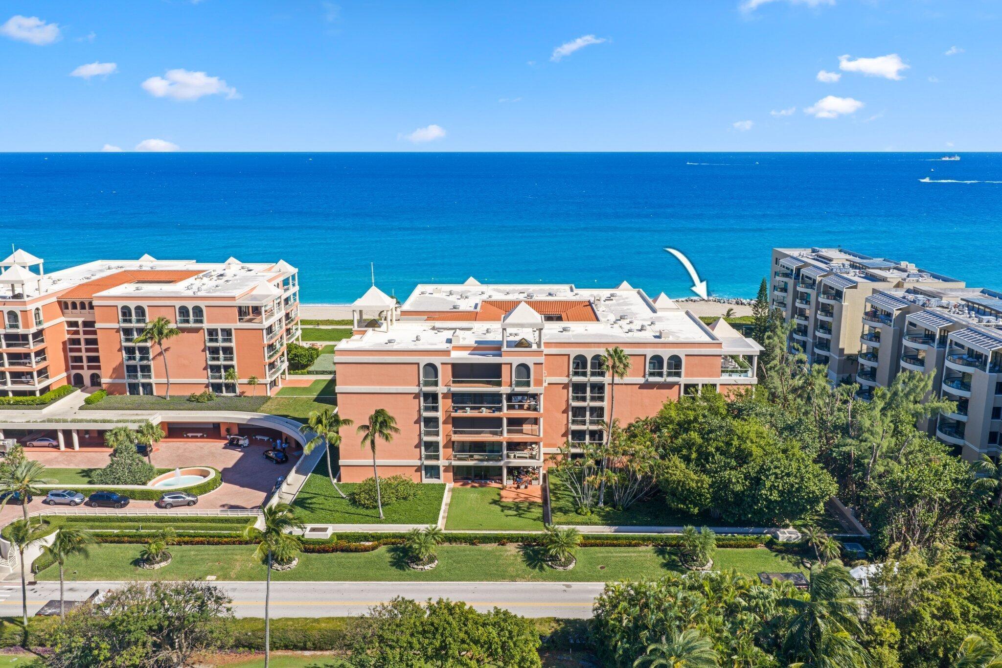 2 N BREAKERS Row S32