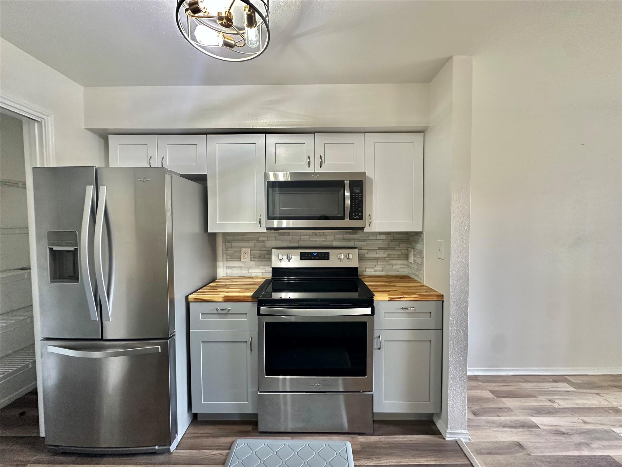 SAILBOAT POINTE CONDO - Residential Lease