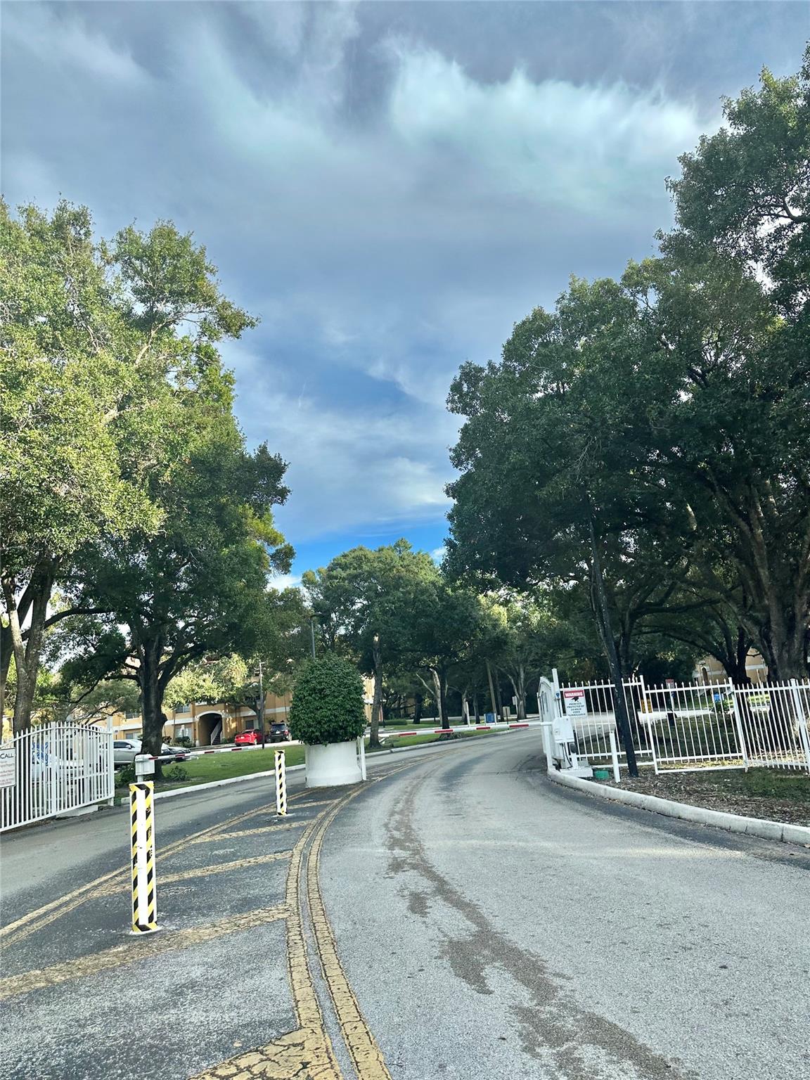 SAILBOAT POINTE CONDO - Residential Lease