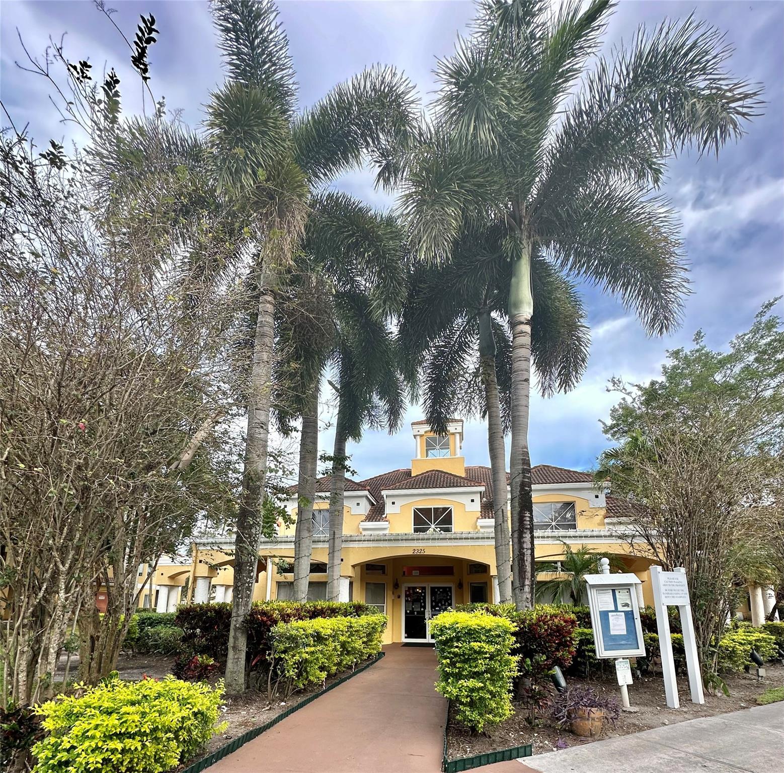 SAILBOAT POINTE CONDO - Residential Lease