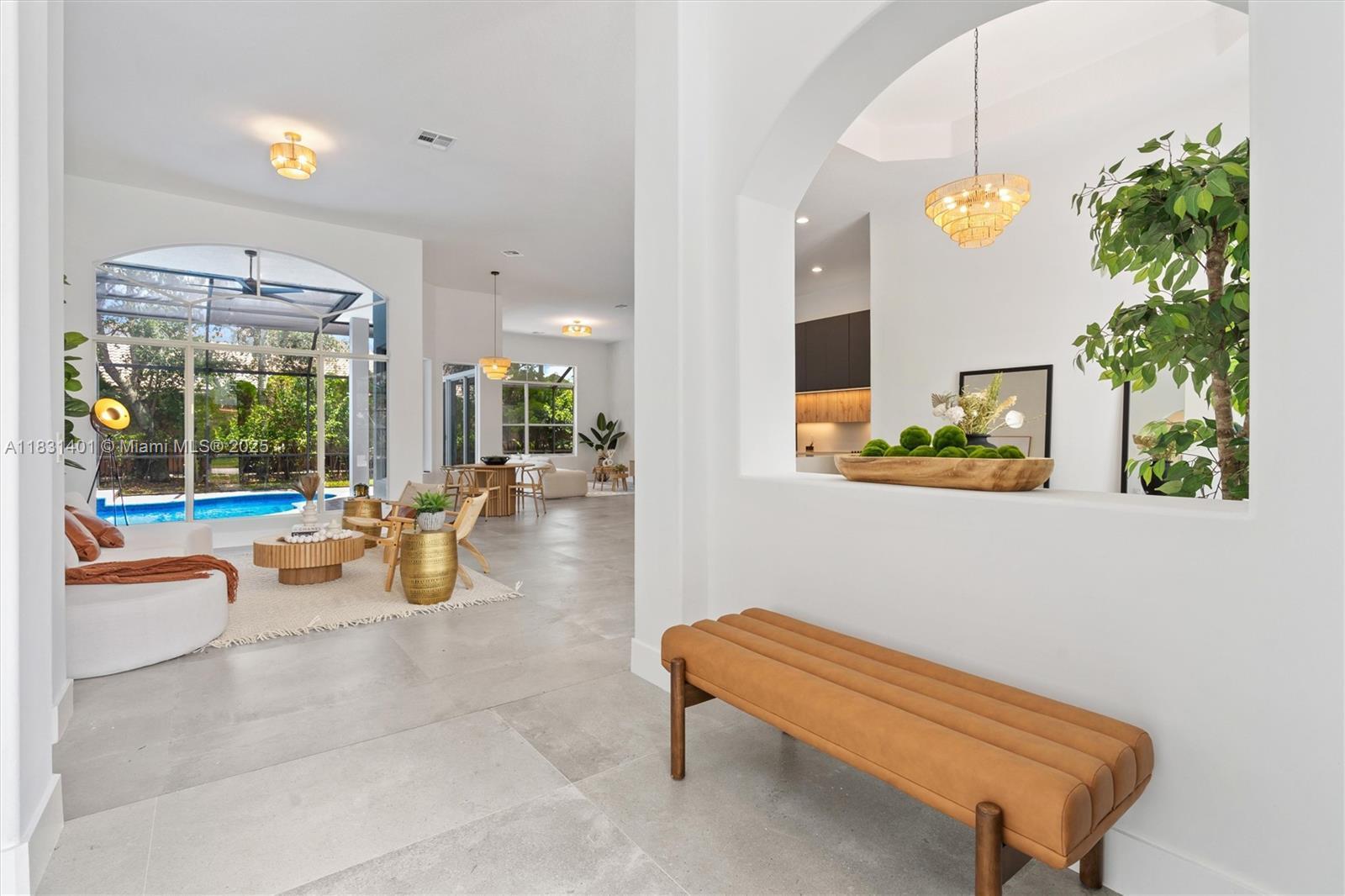 10275 Oak Meadow Lane, Lake Worth, FL, 33449/$889,000 2 10275 Oak Meadow Lane