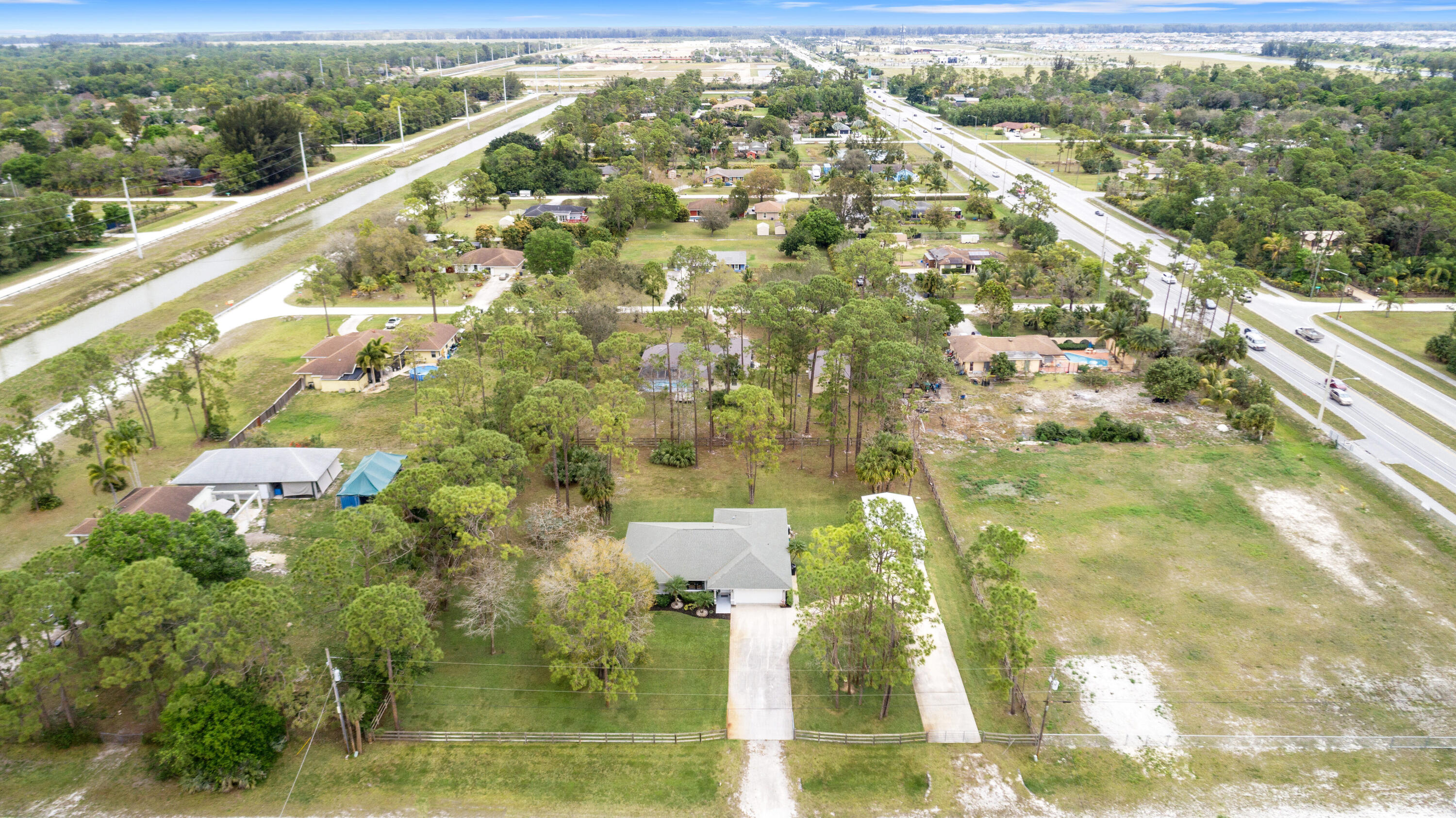 The Acreage - Residential