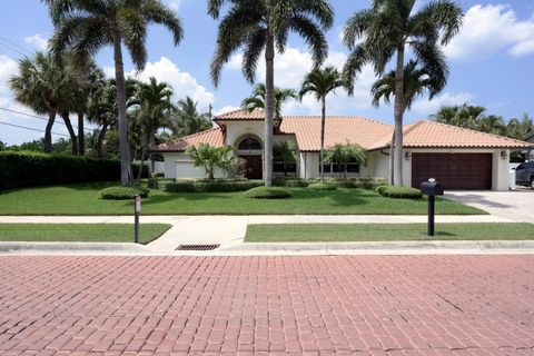 A home in Lake Worth Beach