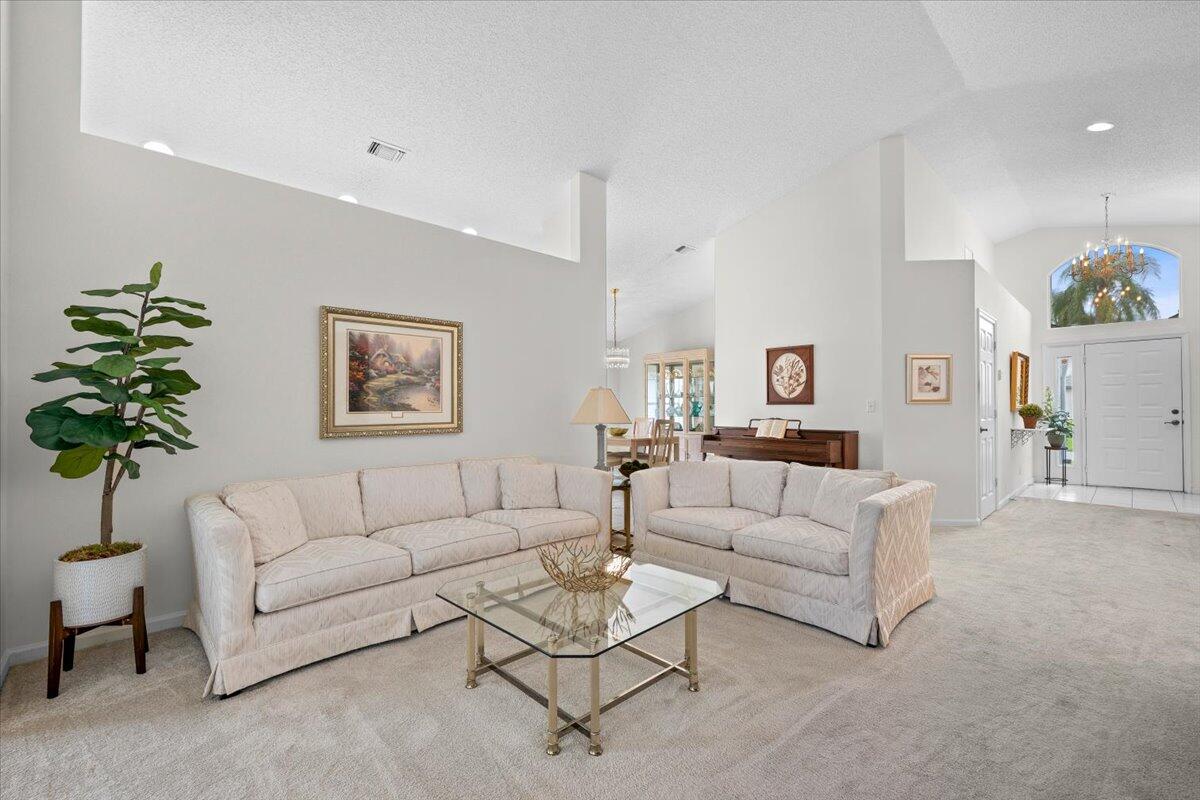 3549 Dora Lane