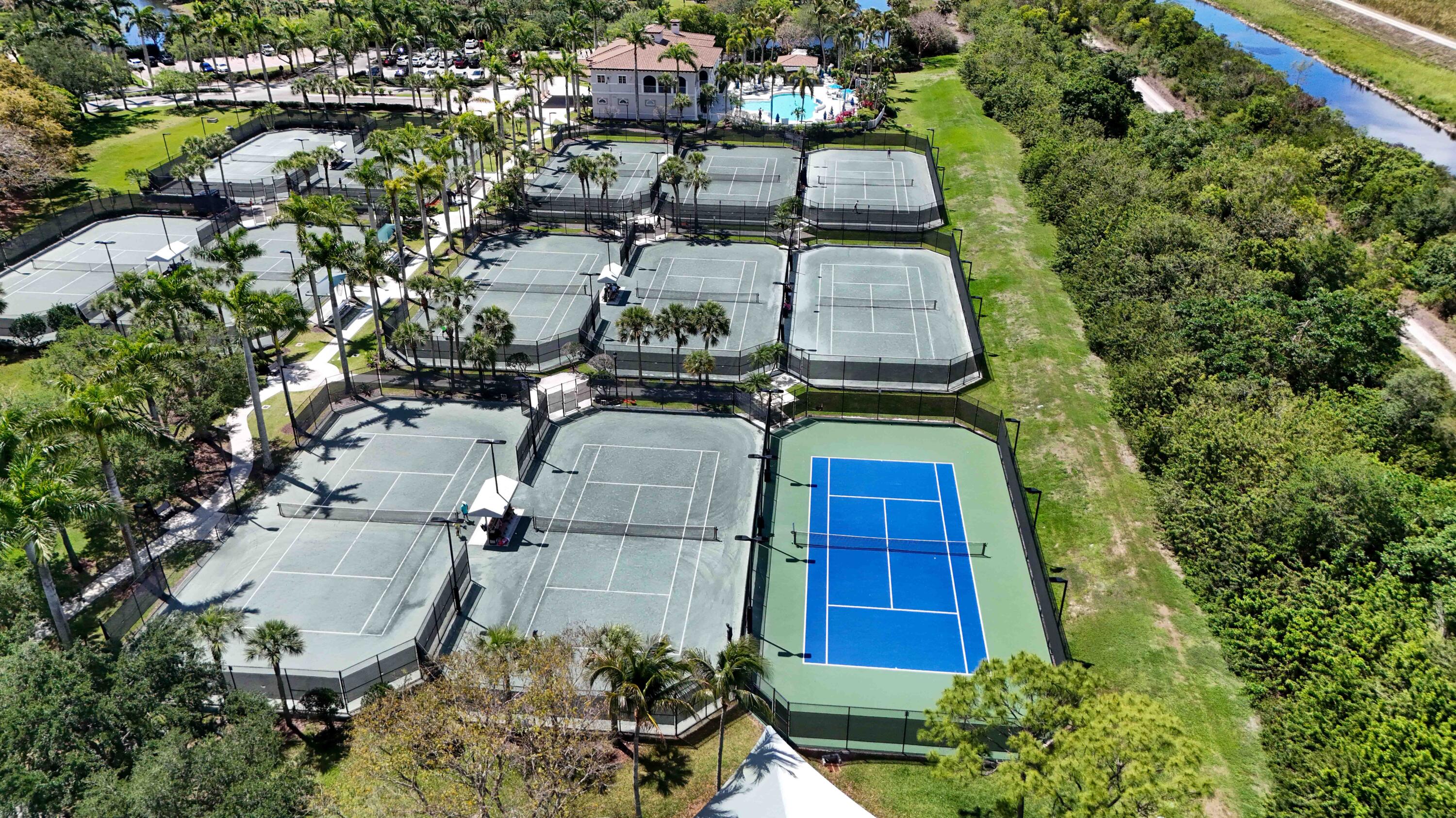 HERON BAY FOUR - Residential