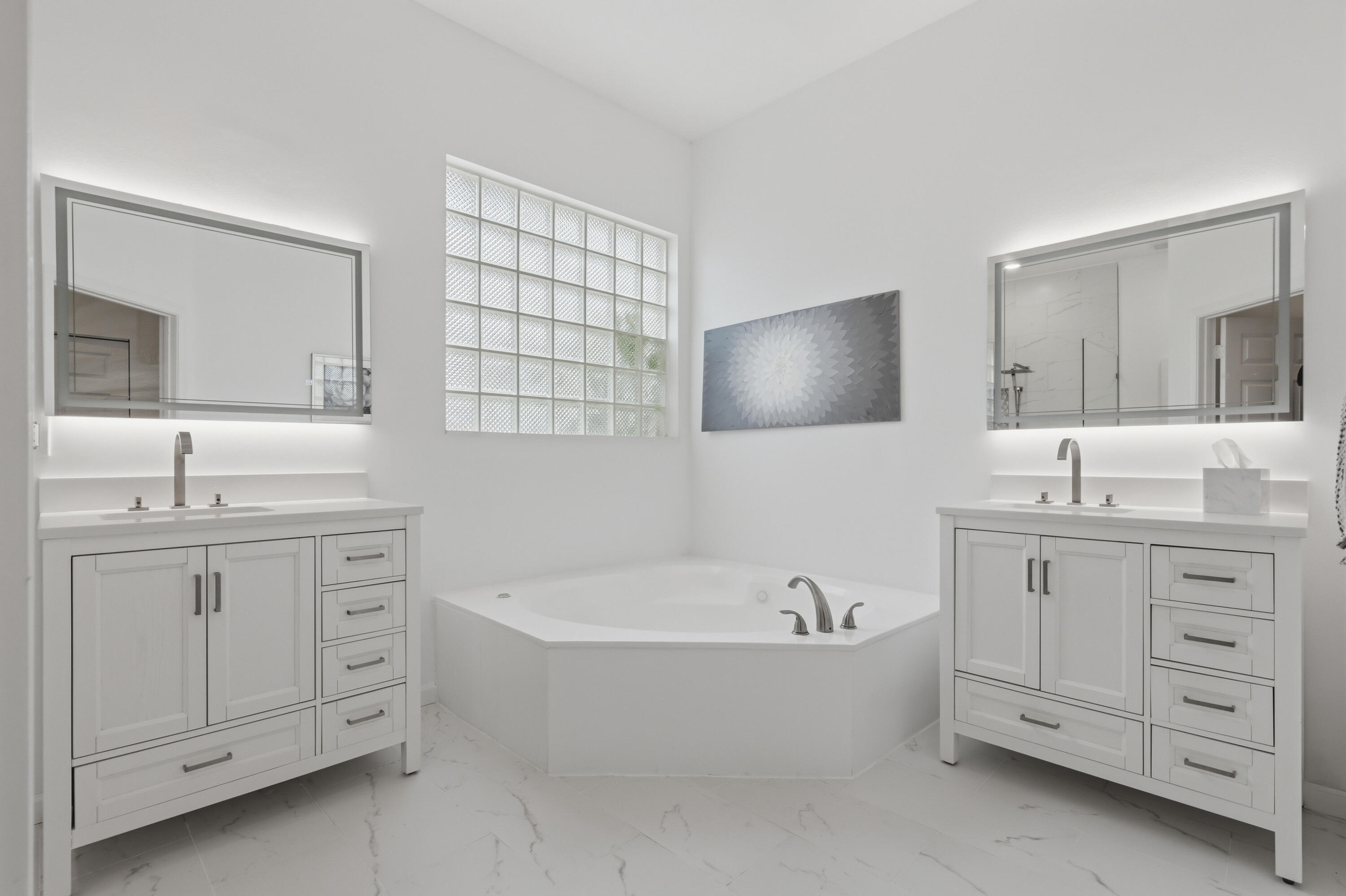 HERON BAY FOUR - Residential