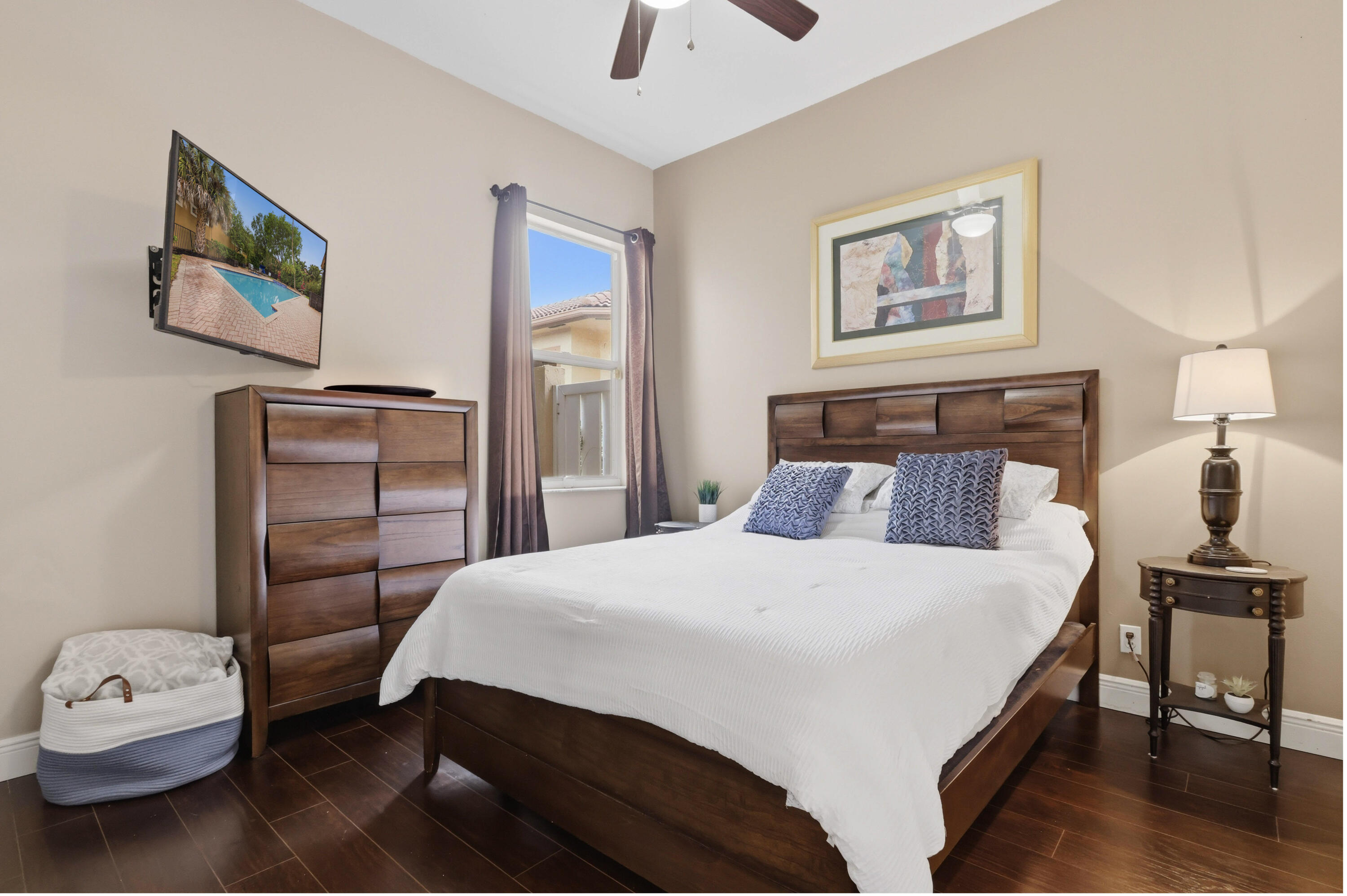 HERON BAY FOUR - Residential