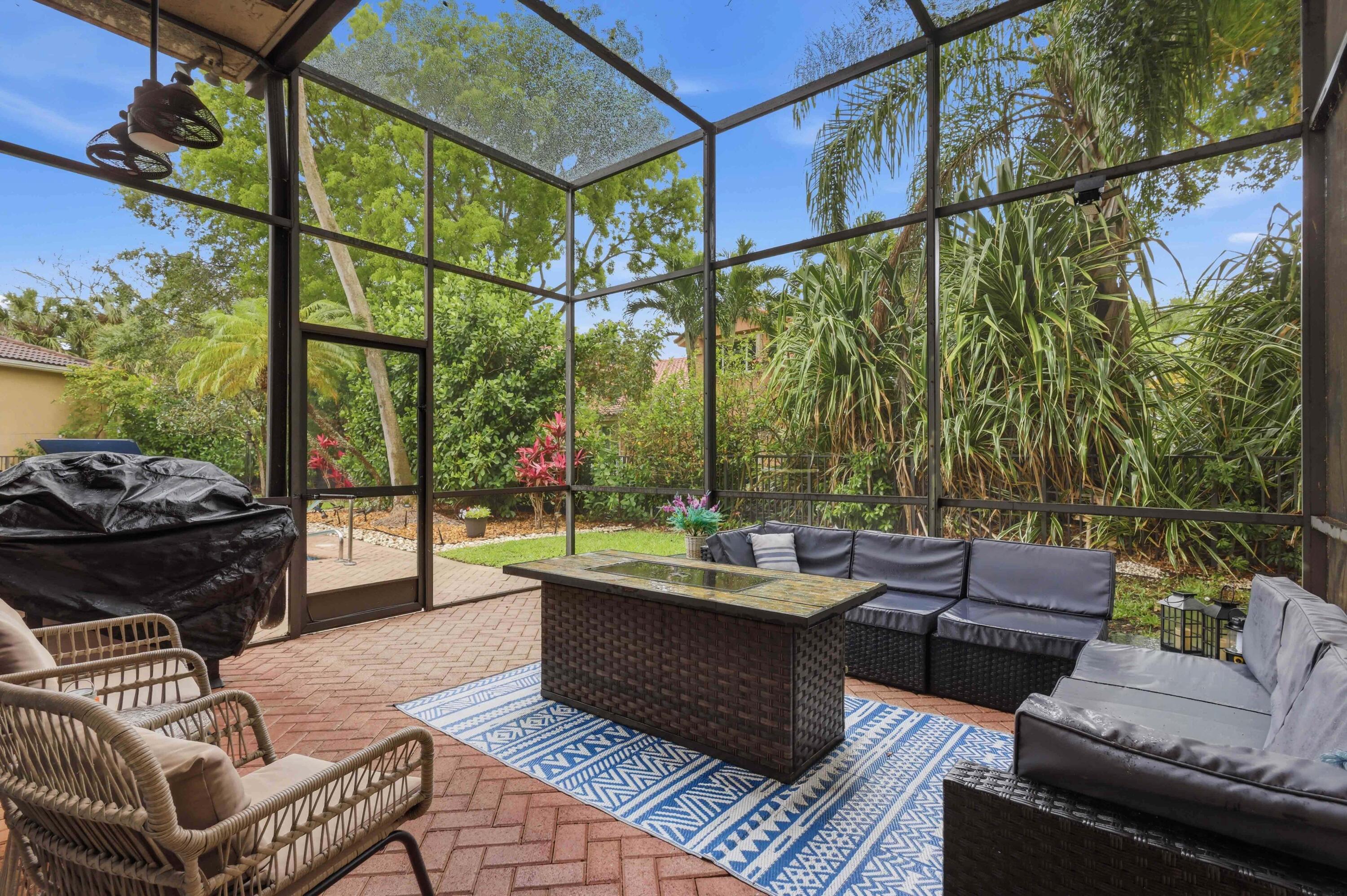 HERON BAY FOUR - Residential