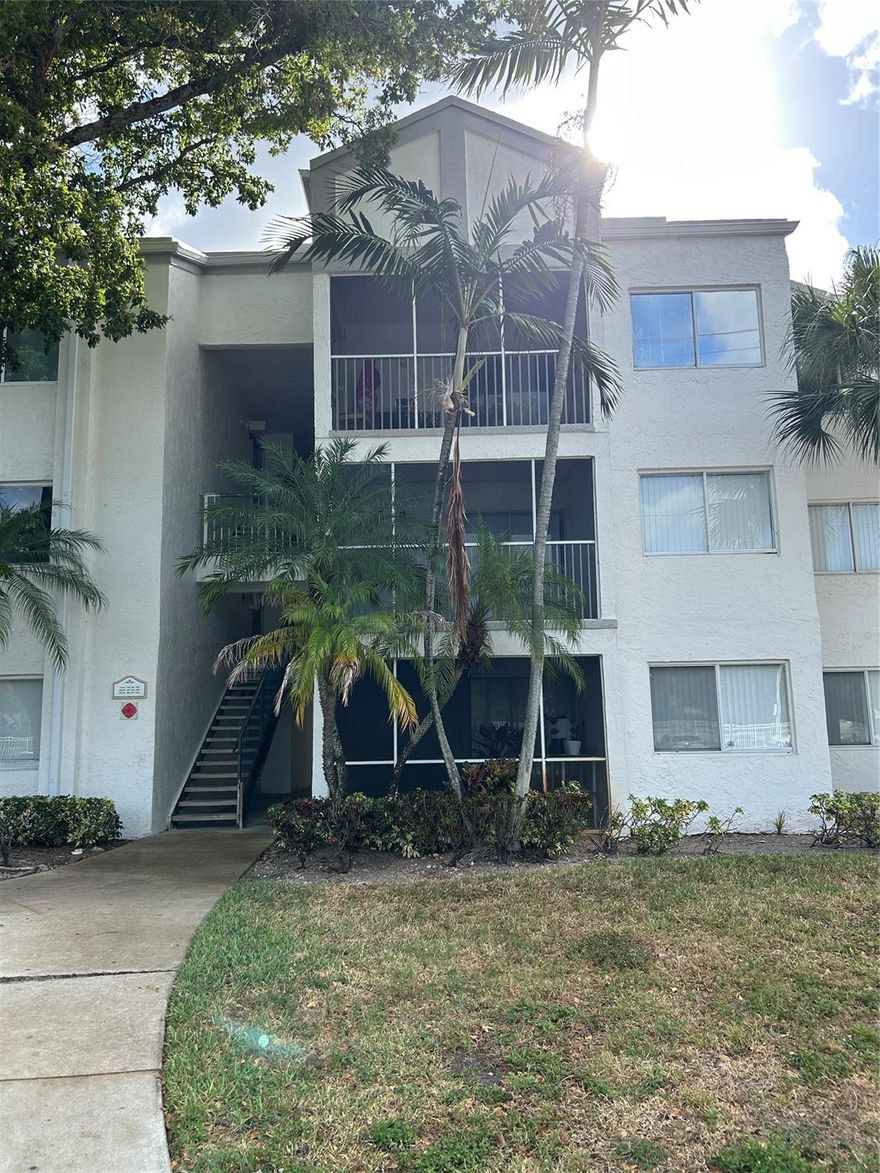One bedroom with walk-in closet, Separate laundry room with washer and dryer, apartment on first floor, good location, occupied by tenant at this time.