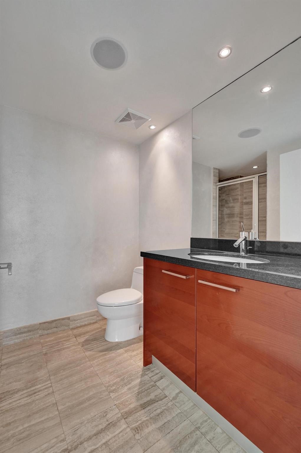 Las Olas Beach Club - Residential Lease