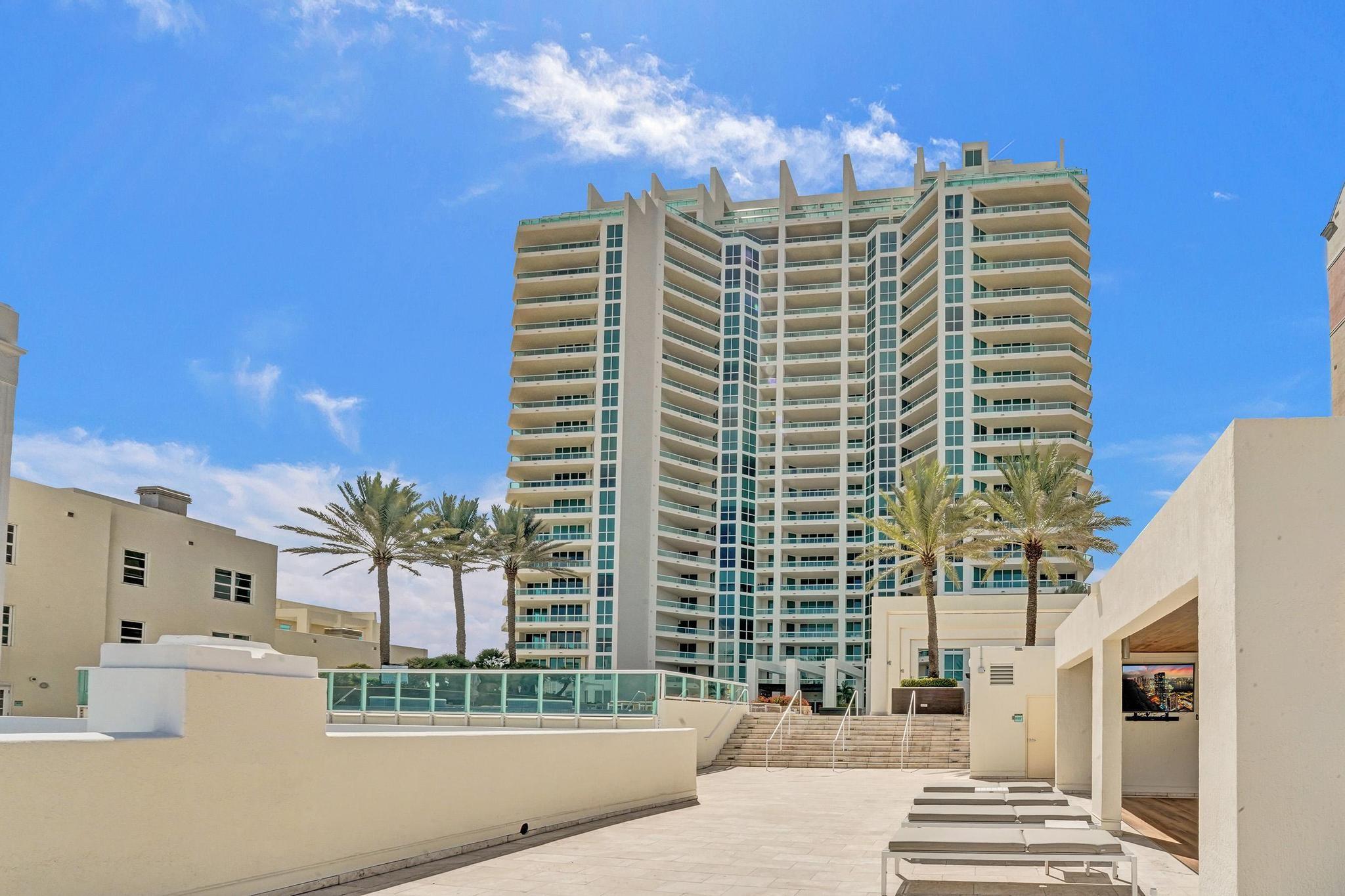 Las Olas Beach Club - Residential Lease
