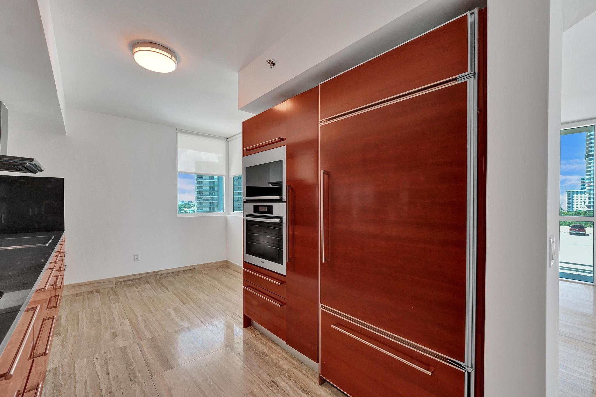 Las Olas Beach Club - Residential Lease