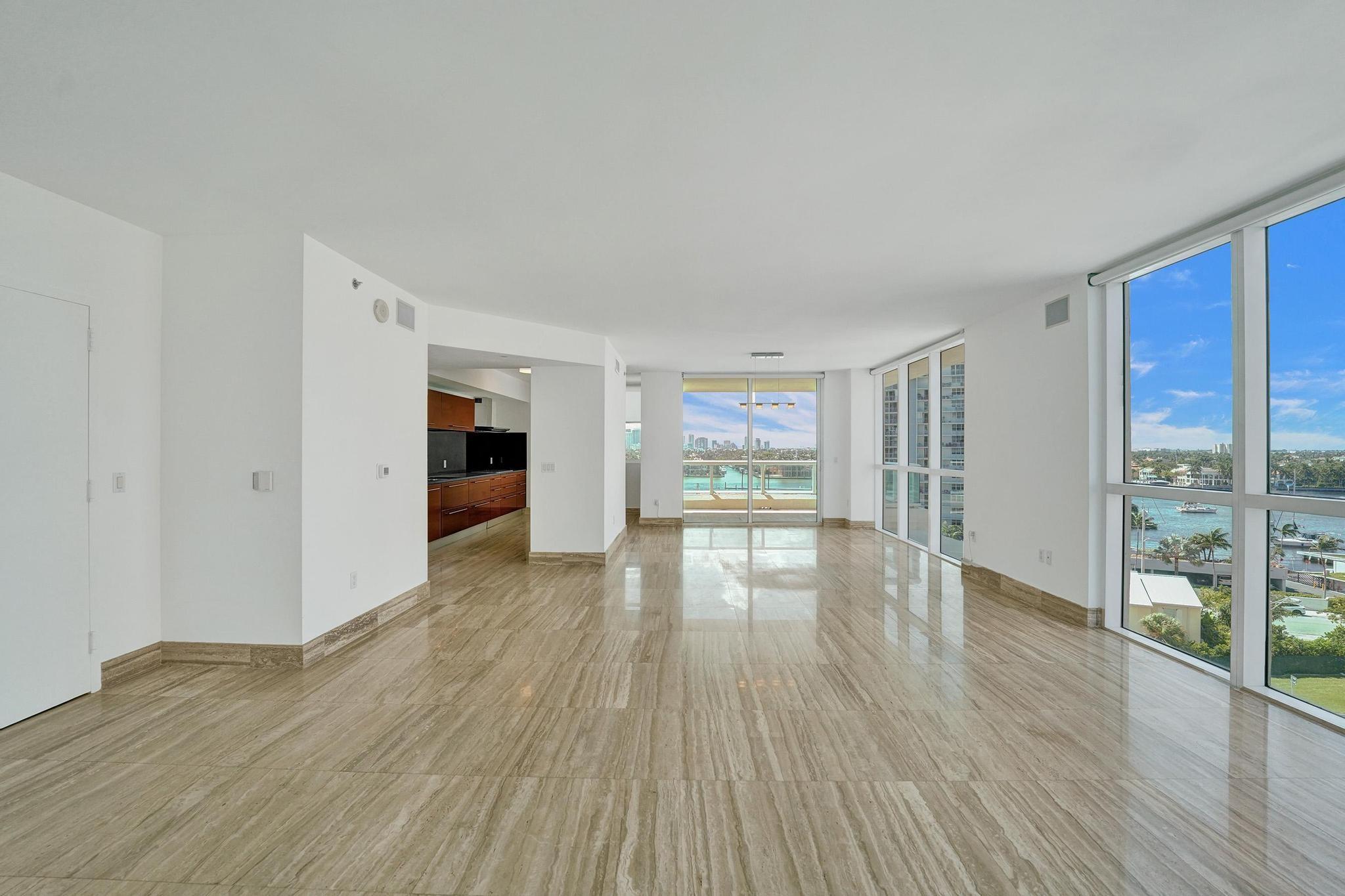 Las Olas Beach Club - Residential Lease