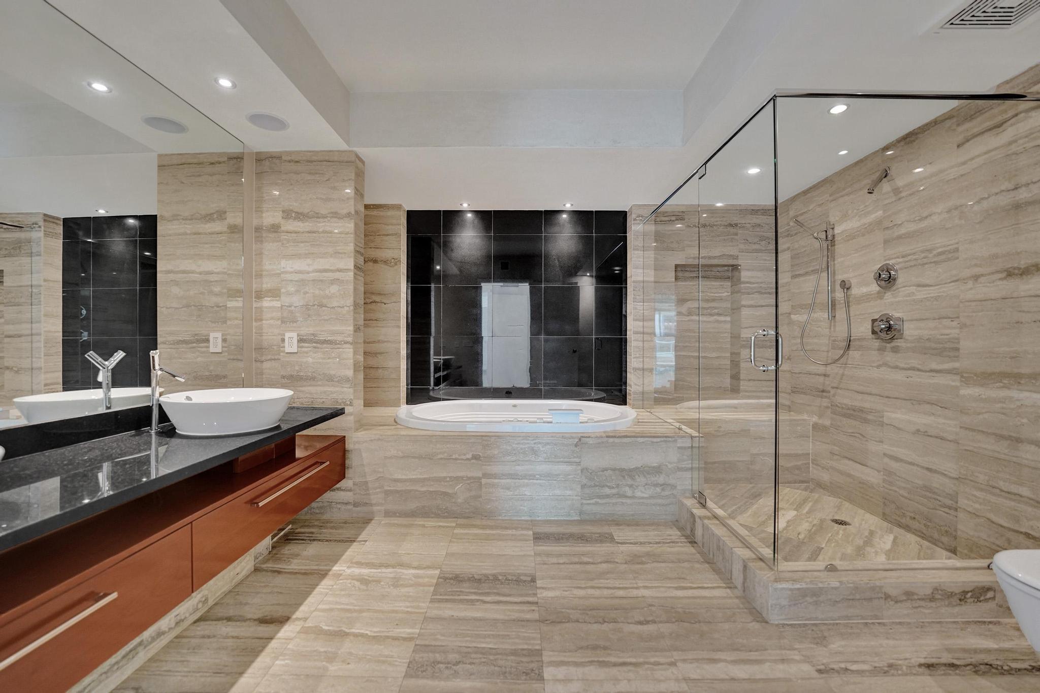 Las Olas Beach Club - Residential Lease