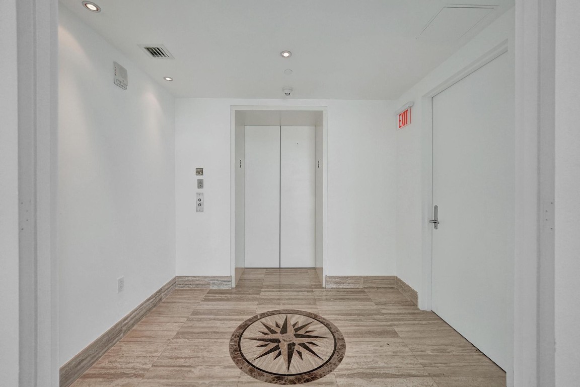 101 S Fort Lauderdale Beach Boulevard 806