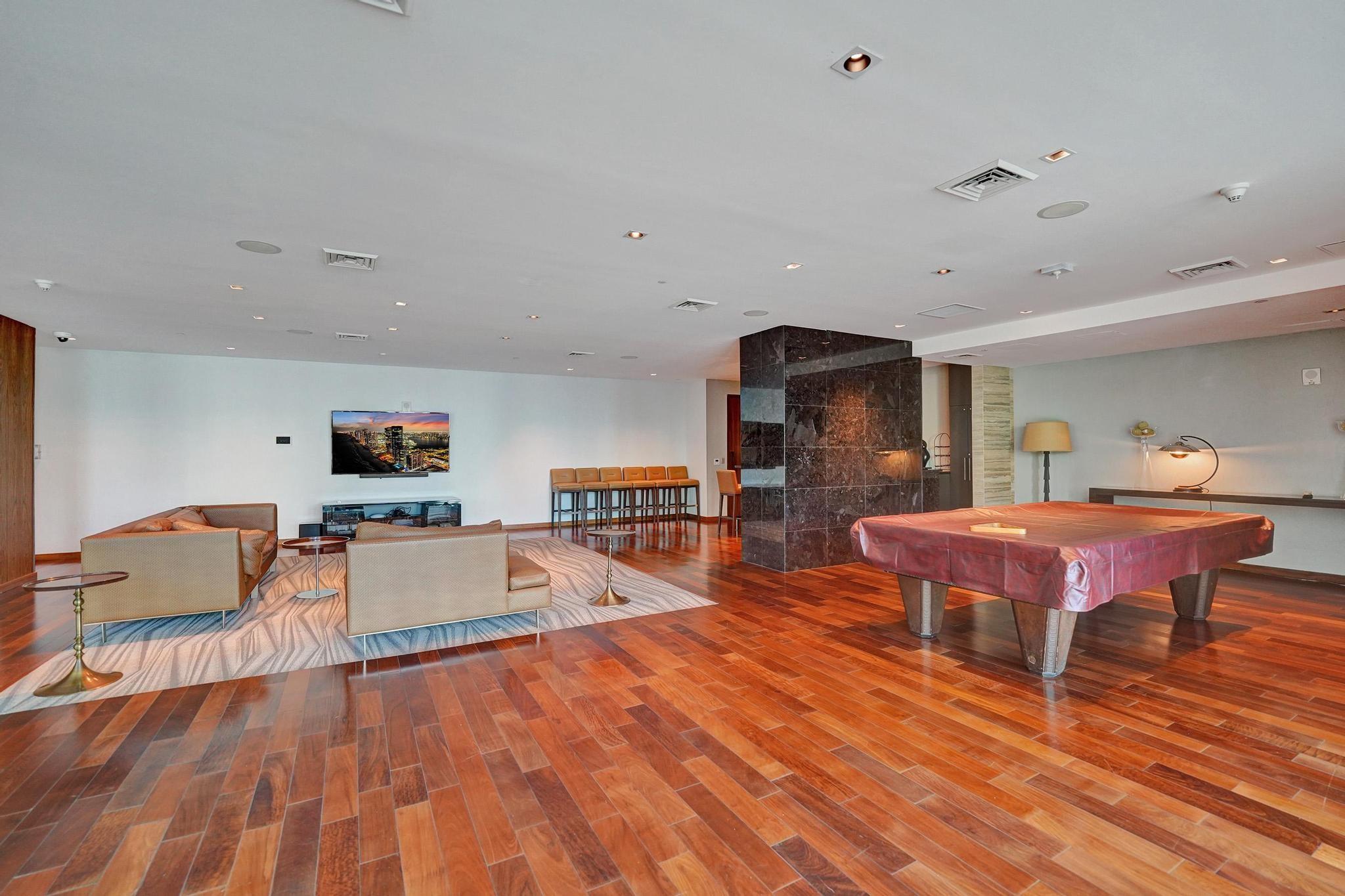 Las Olas Beach Club - Residential Lease