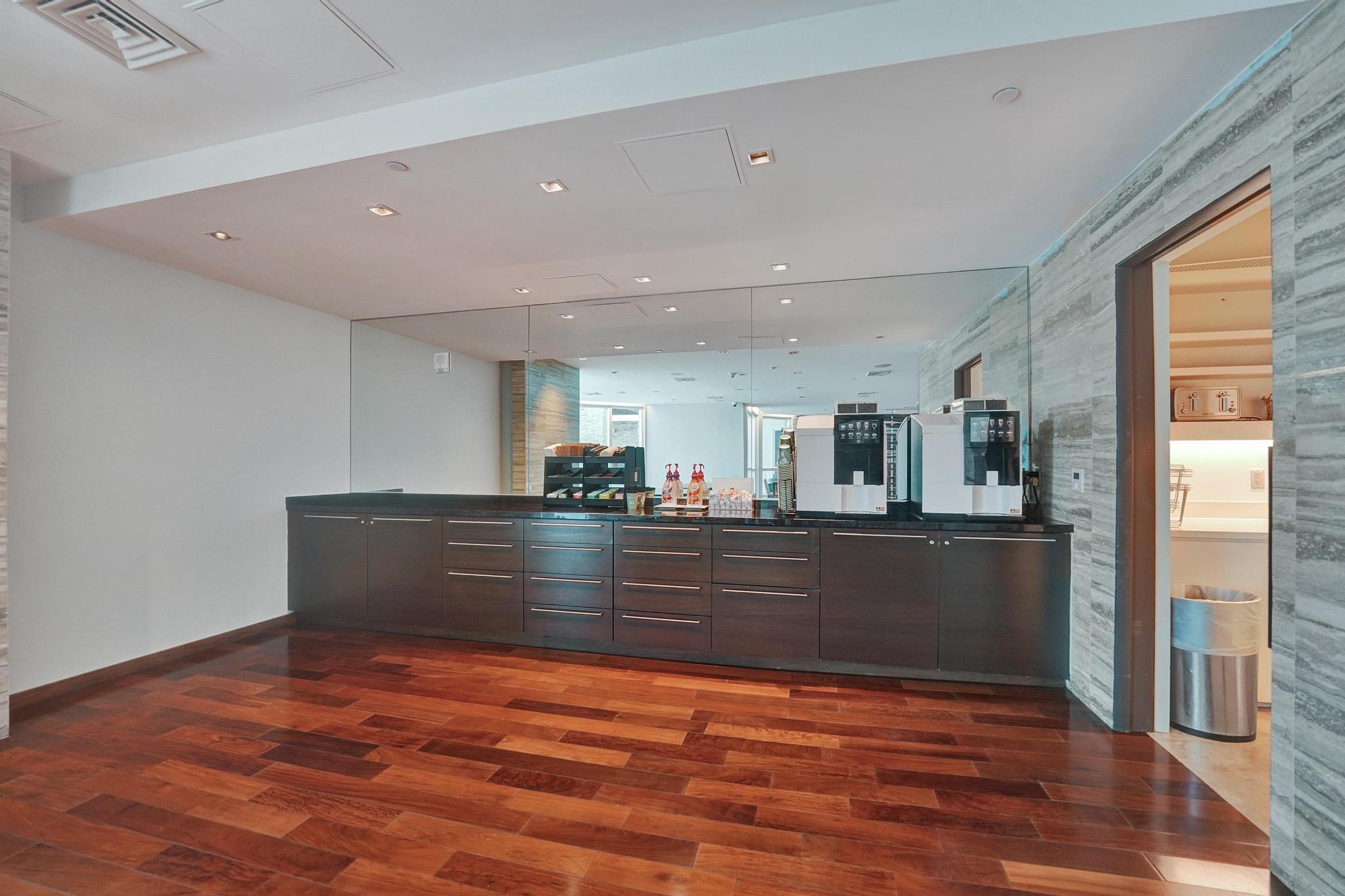 Las Olas Beach Club - Residential Lease
