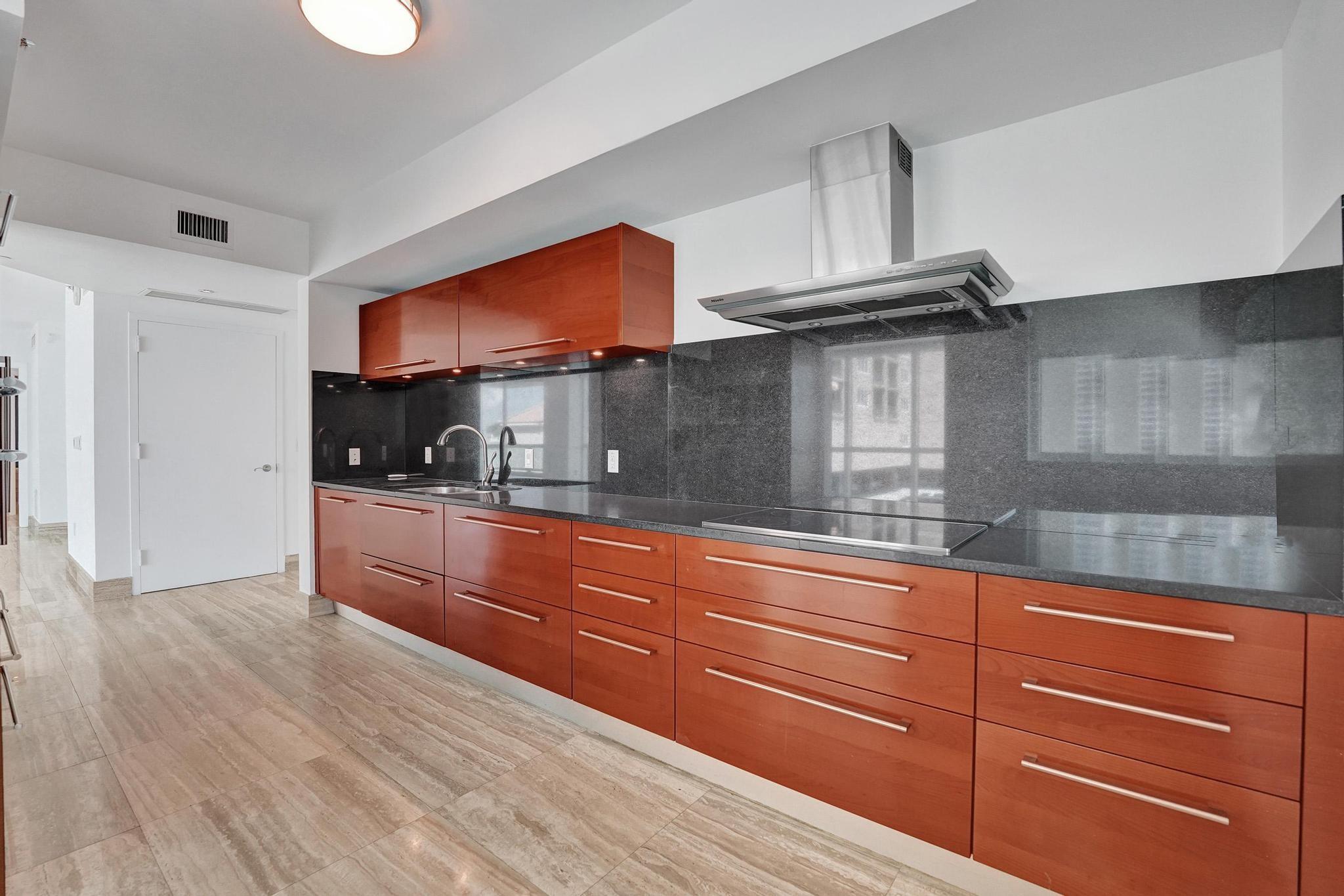 Las Olas Beach Club - Residential Lease