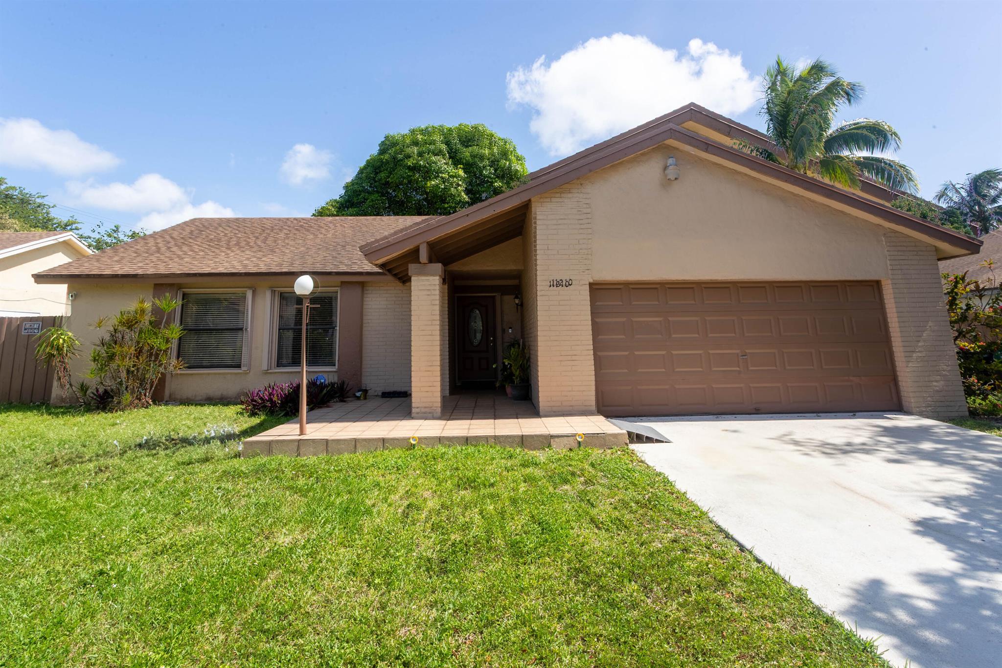 CORAL WOODS - Residential