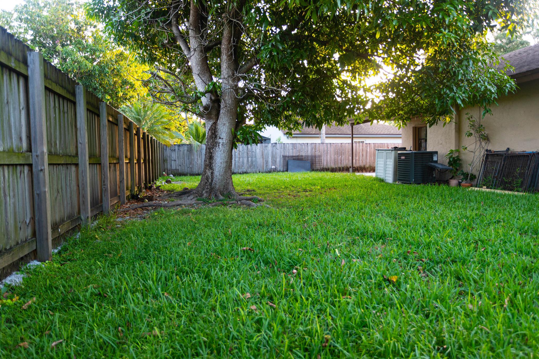 CORAL WOODS - Residential