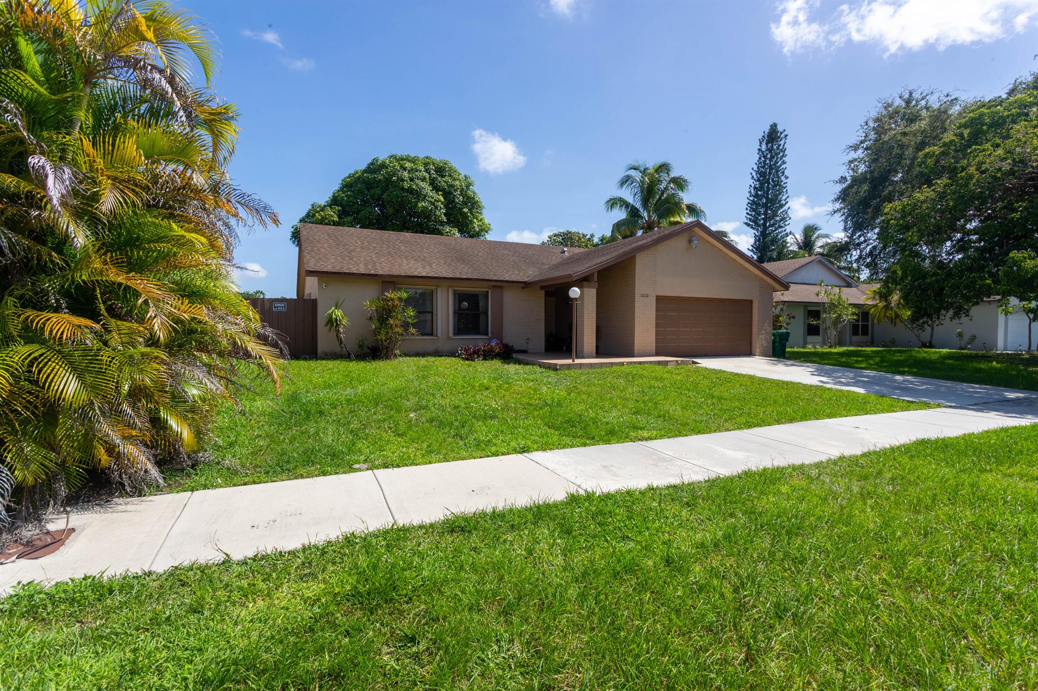 CORAL WOODS - Residential