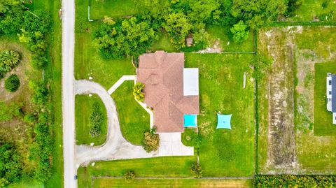 A home in Loxahatchee