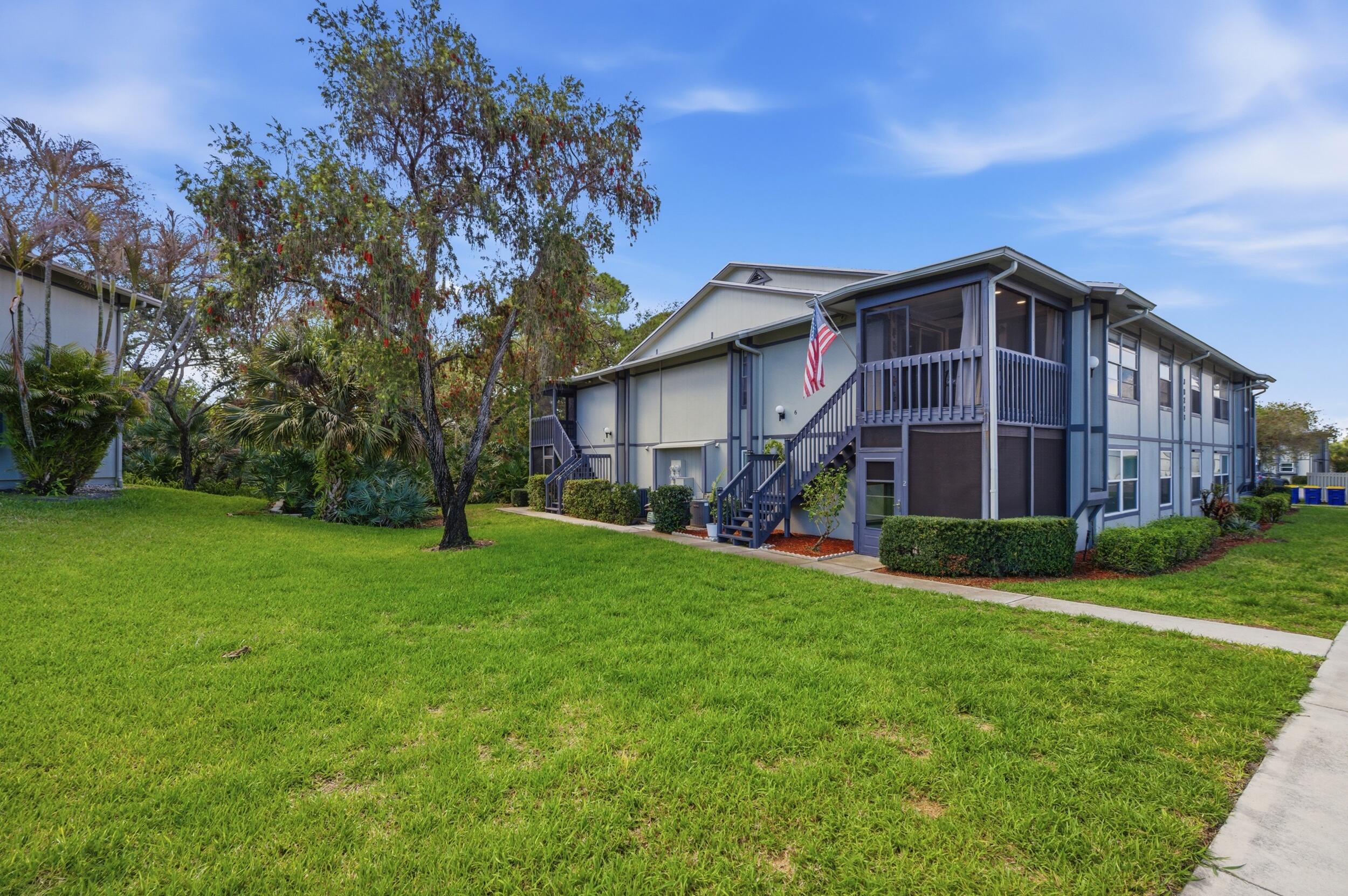 PINECROFT CONDO - Residential