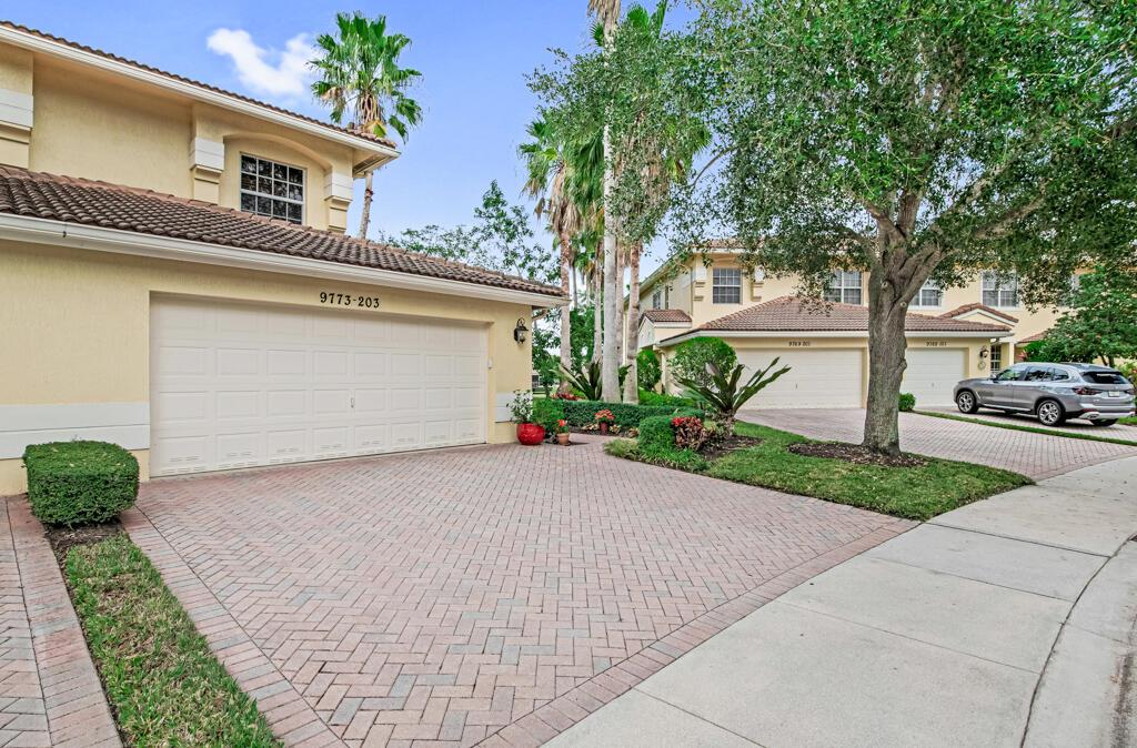 9773 Bowline Drive 203