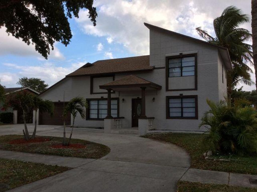 Photo of 1316 N Mangonia Drive, West Palm Beach, FL 33401 (MLS # R11058221)