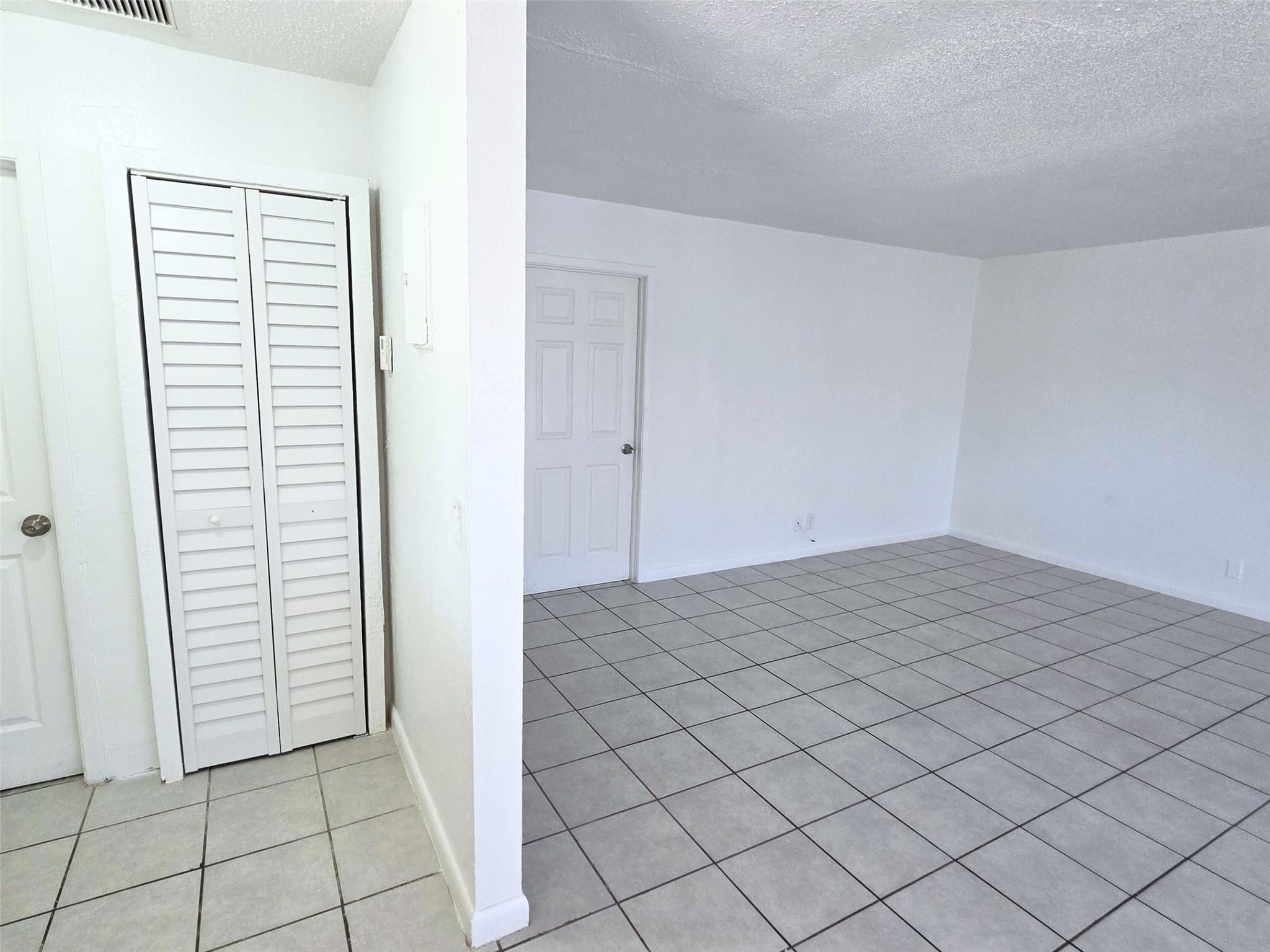 Lake Worth Town Add 01 - Residential Lease