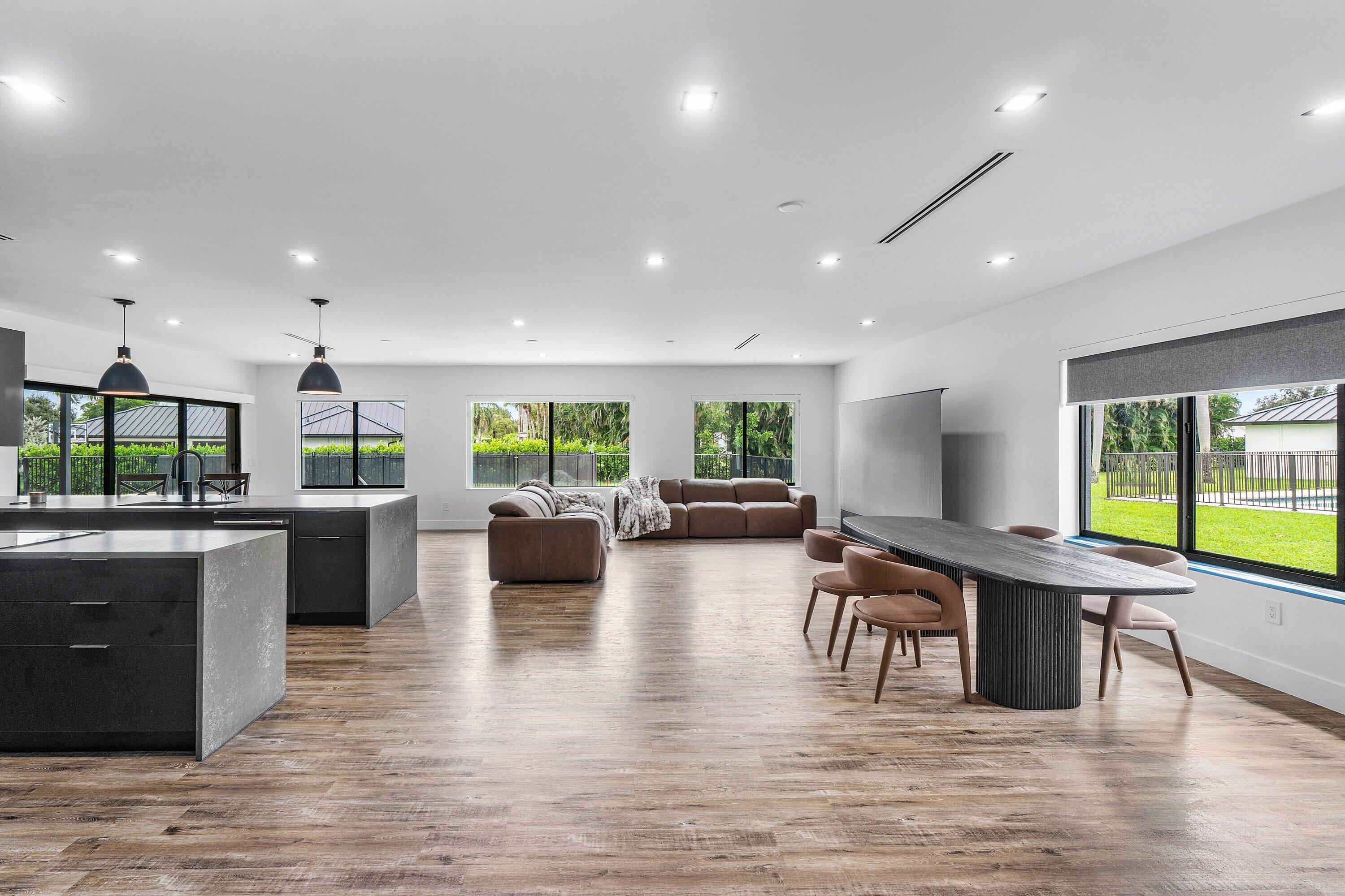 Properties 1050 Fairdale Way