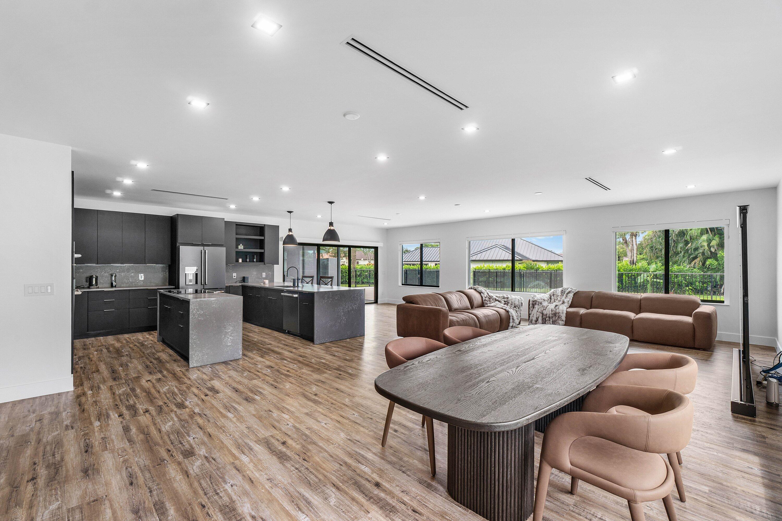Properties 1050 Fairdale Way