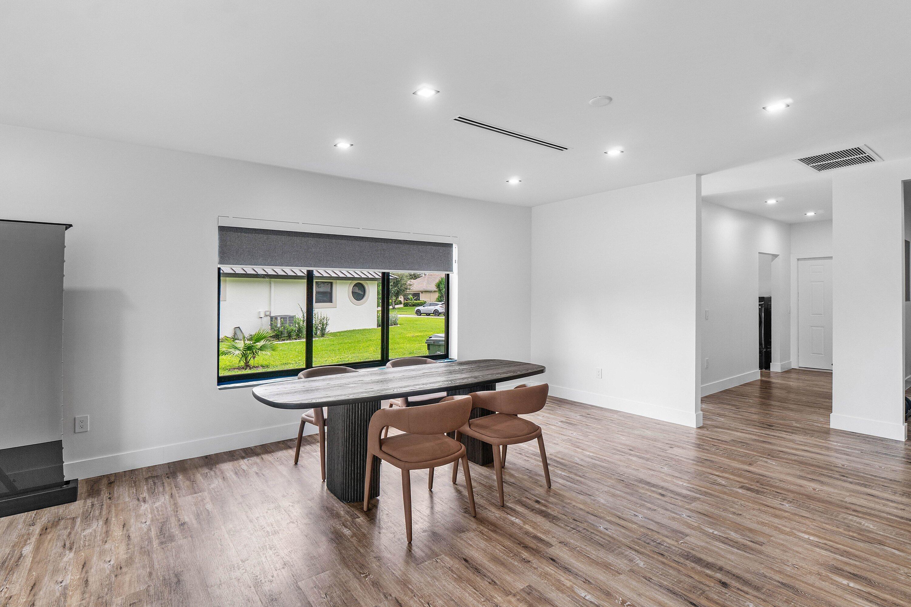 Properties 1050 Fairdale Way