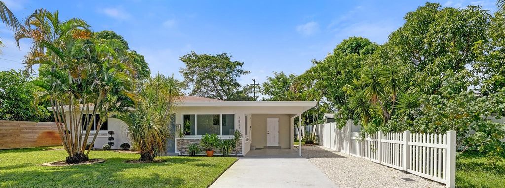 Photo of 3821 NW 3rd Avenue, Oakland Park, FL 33309 (MLS # F10527601)