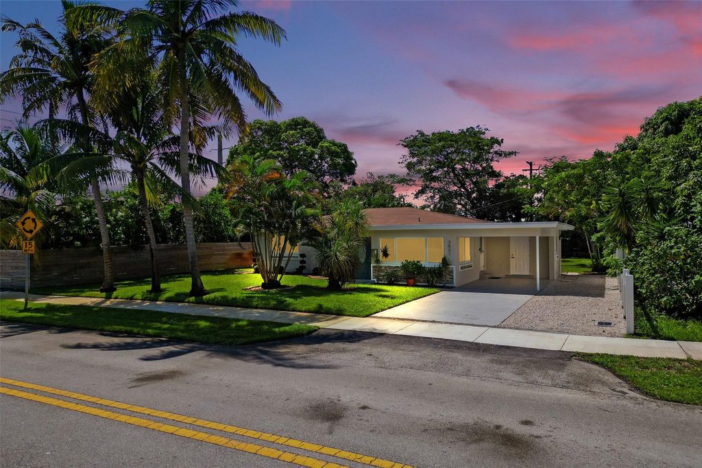 Photo of 3821 NW 3rd Avenue, Oakland Park, FL 33309 (MLS # F10527601)