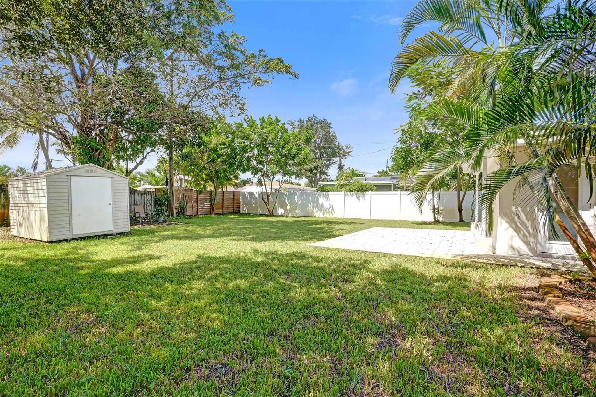 Lloyd Estates 25-47 B - Residential