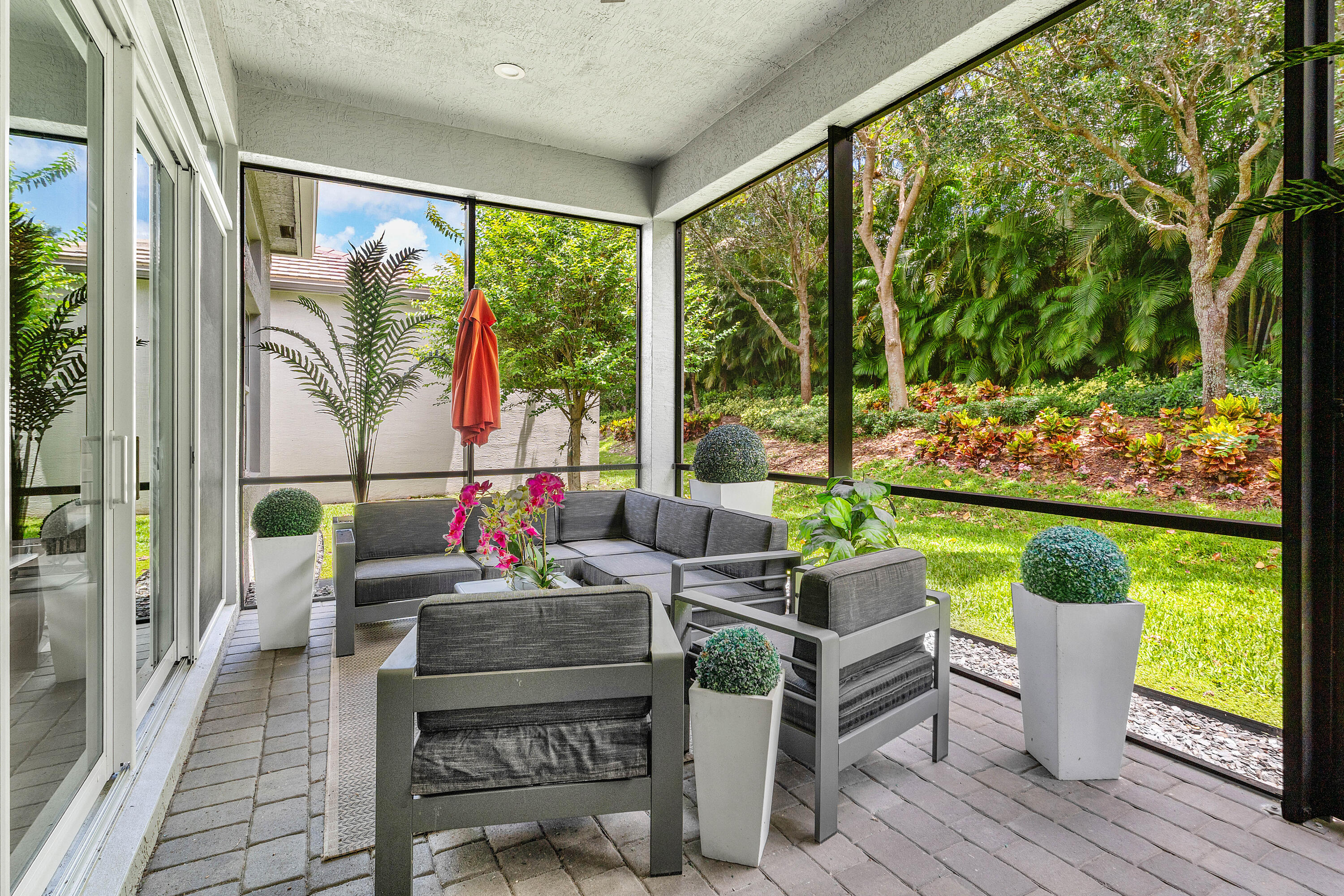 Valencia Bay - Residential