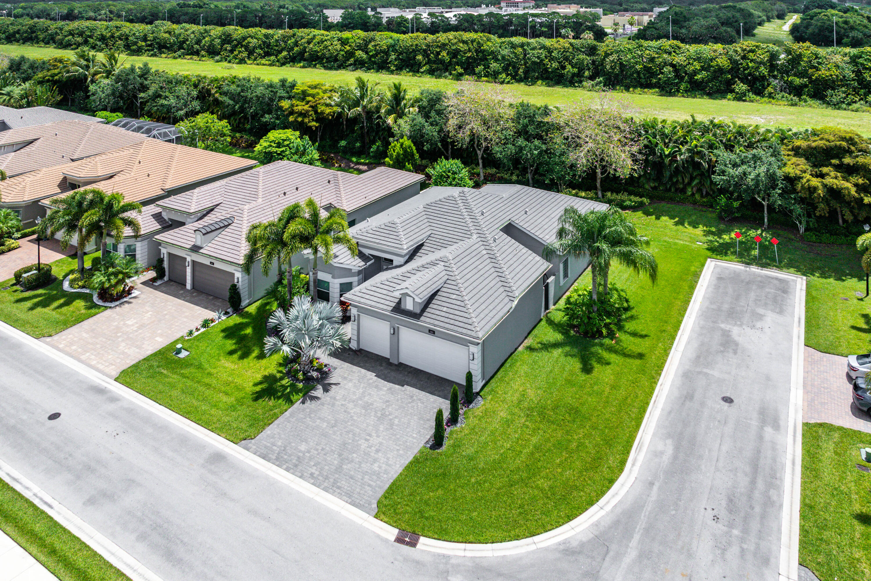 Valencia Bay - Residential