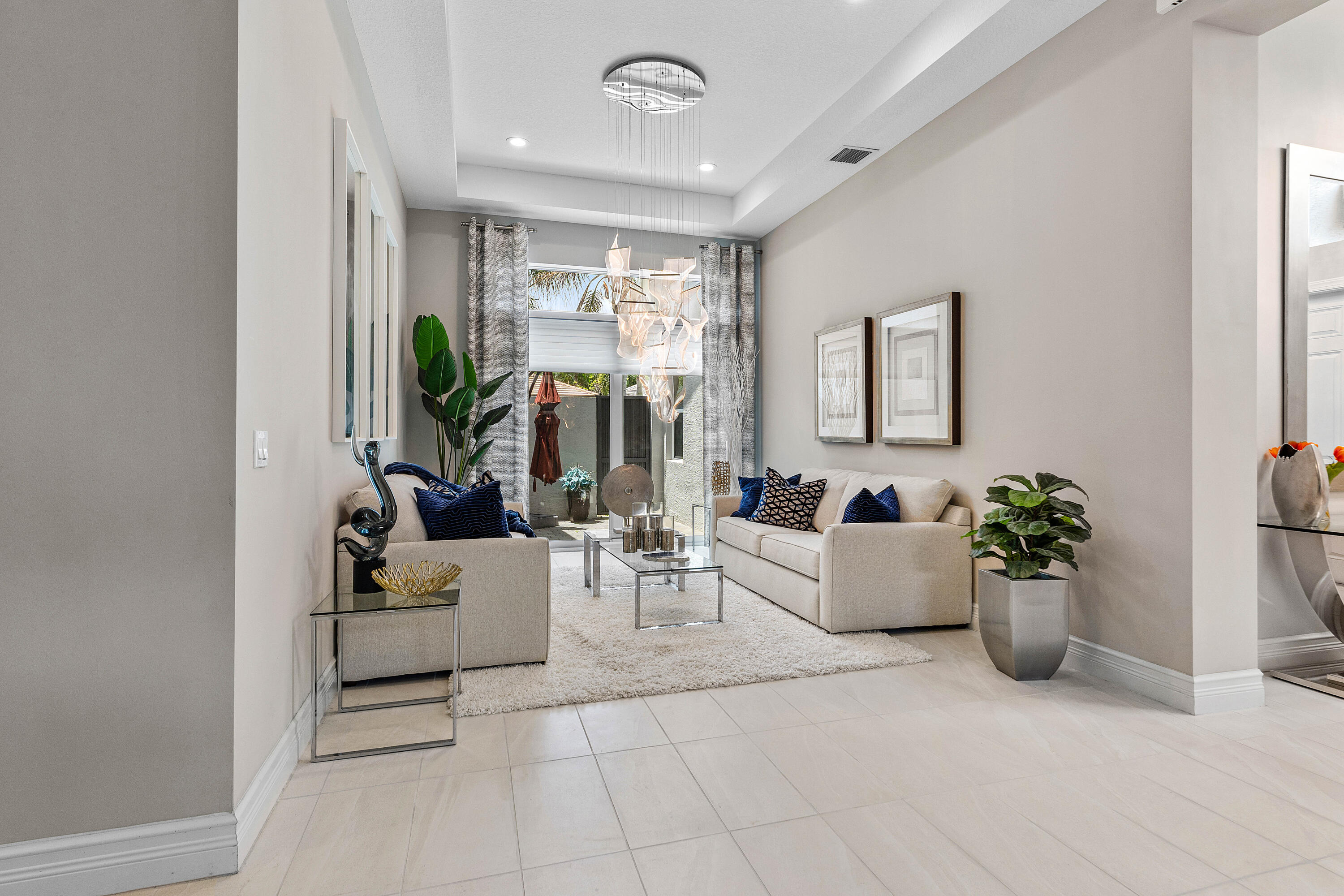 Valencia Bay - Residential