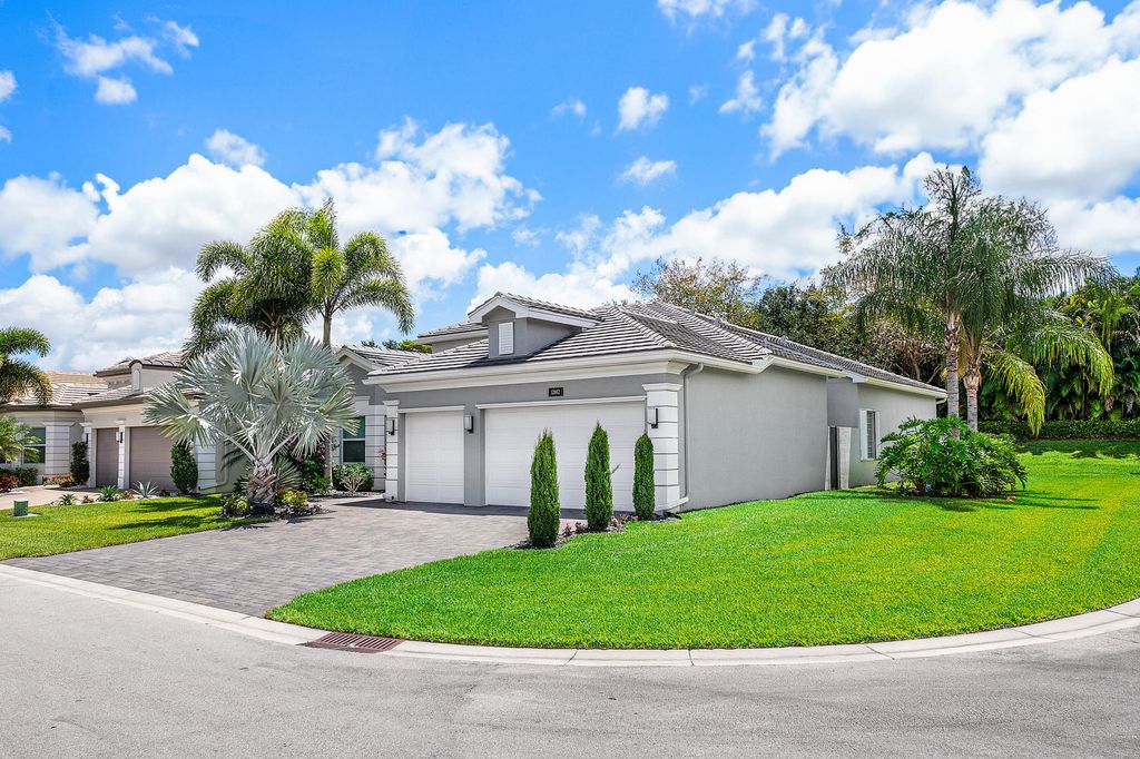 Photo of 12882 Granite Mountain Pass, Boynton Beach, FL 33473 (MLS # B26032000)