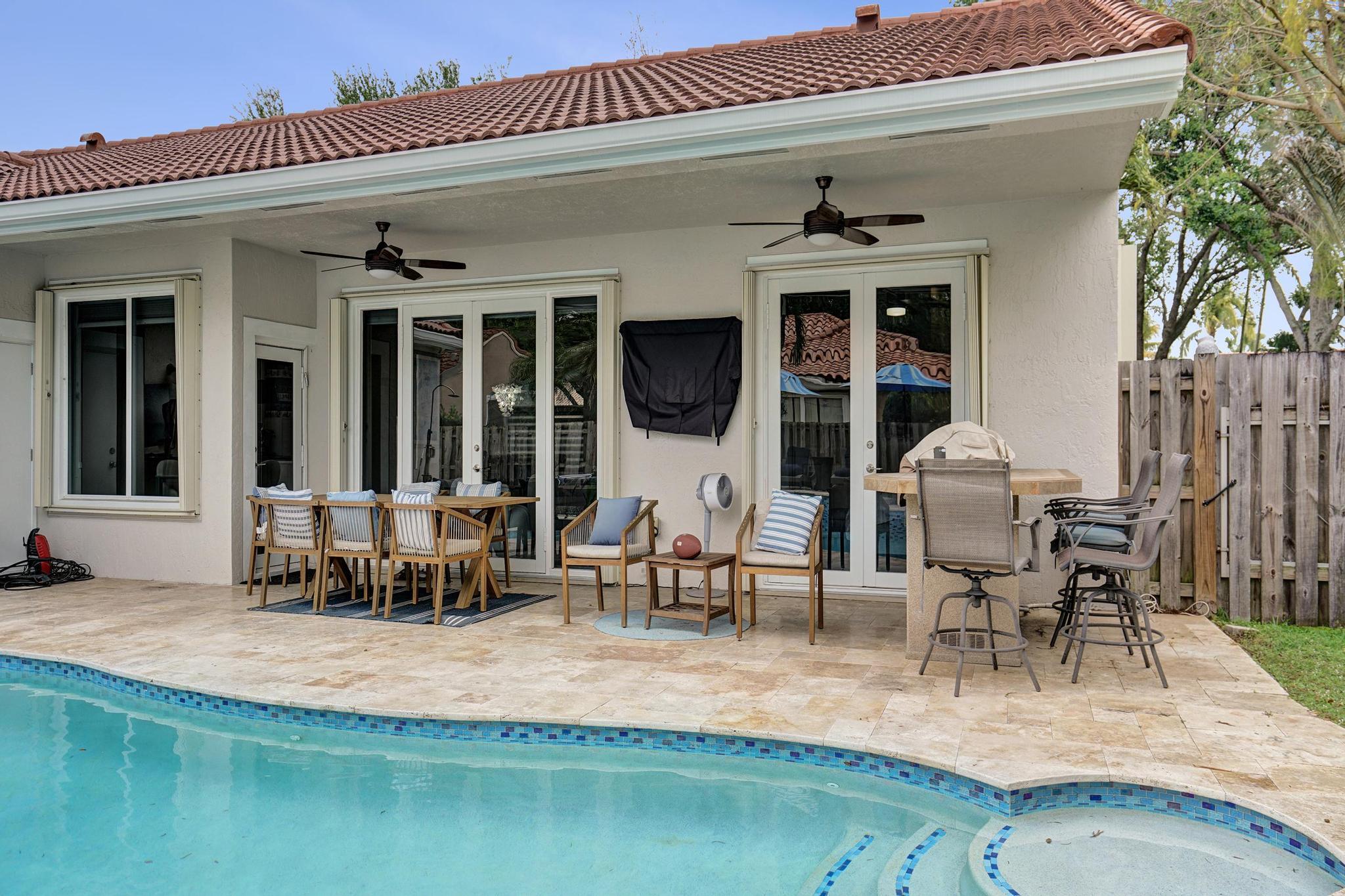 EMBASSY LAKES PHASE II - Residential