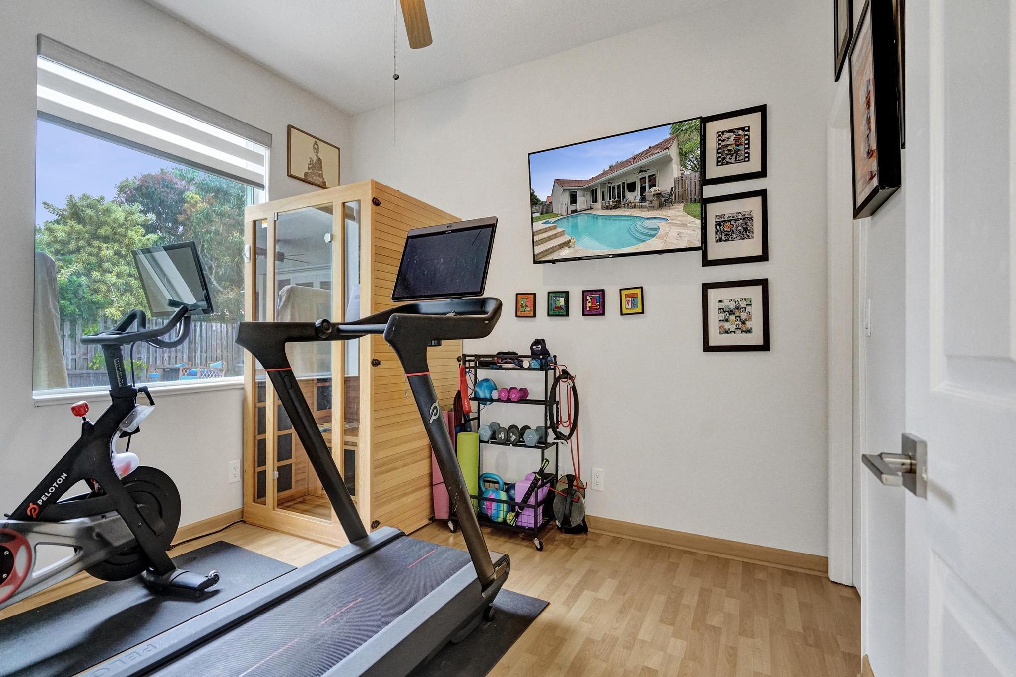 EMBASSY LAKES PHASE II - Residential