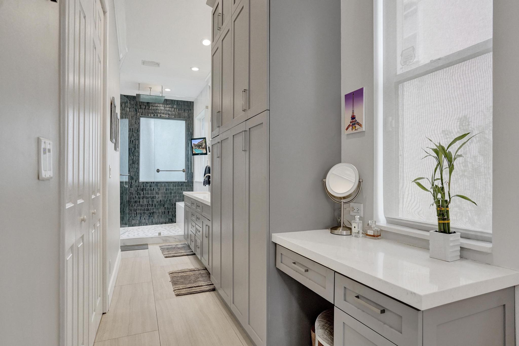 EMBASSY LAKES PHASE II - Residential