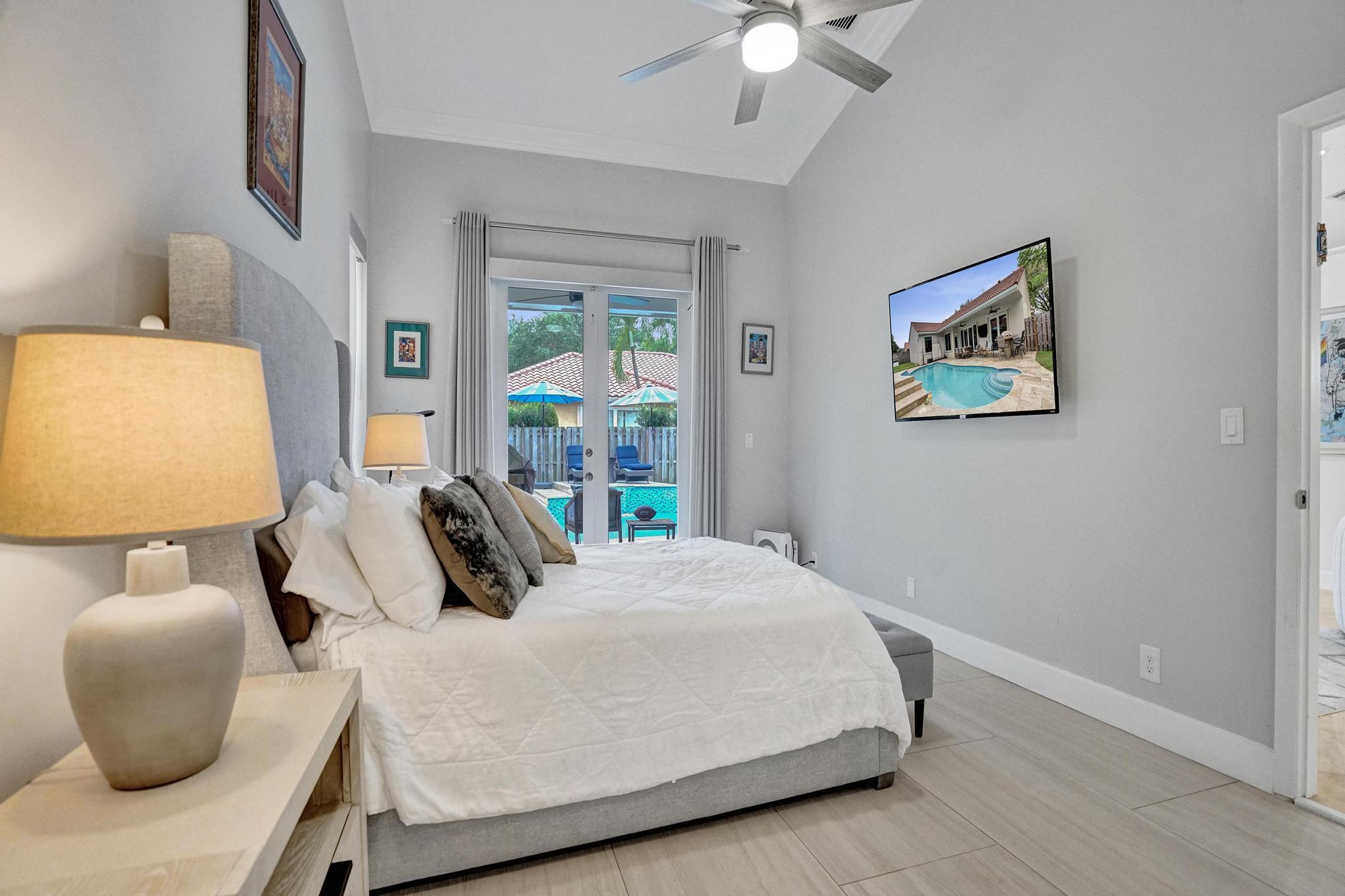 EMBASSY LAKES PHASE II - Residential